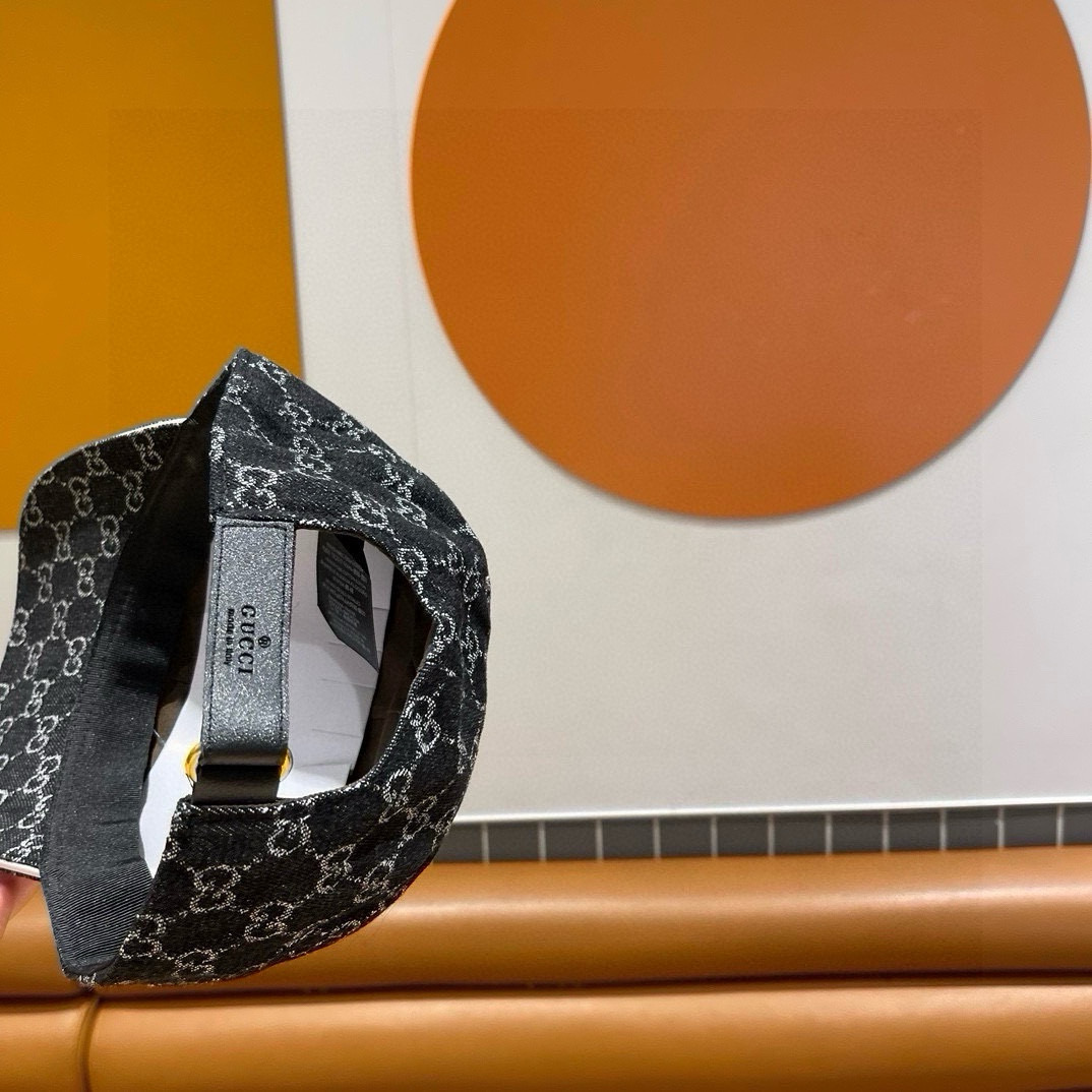  Gucci(古奇)新款原单棒球帽😍😍复古设计，专柜11开模订制！牛仔布料，轻盈透气！实物拍摄，男女适用