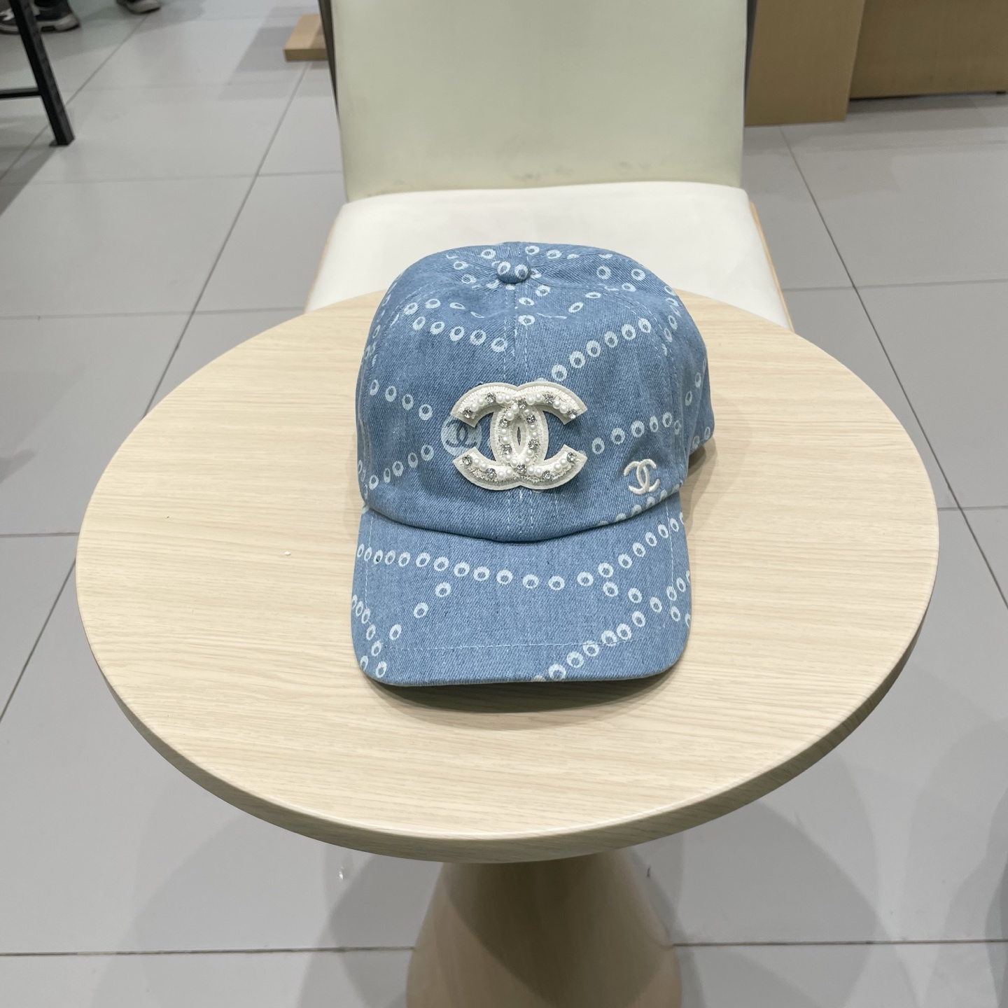  Chanel 25春夏新款丹宁牛仔链条印花渔夫帽显脸小遮阳防晒盆帽棒球鸭舌帽