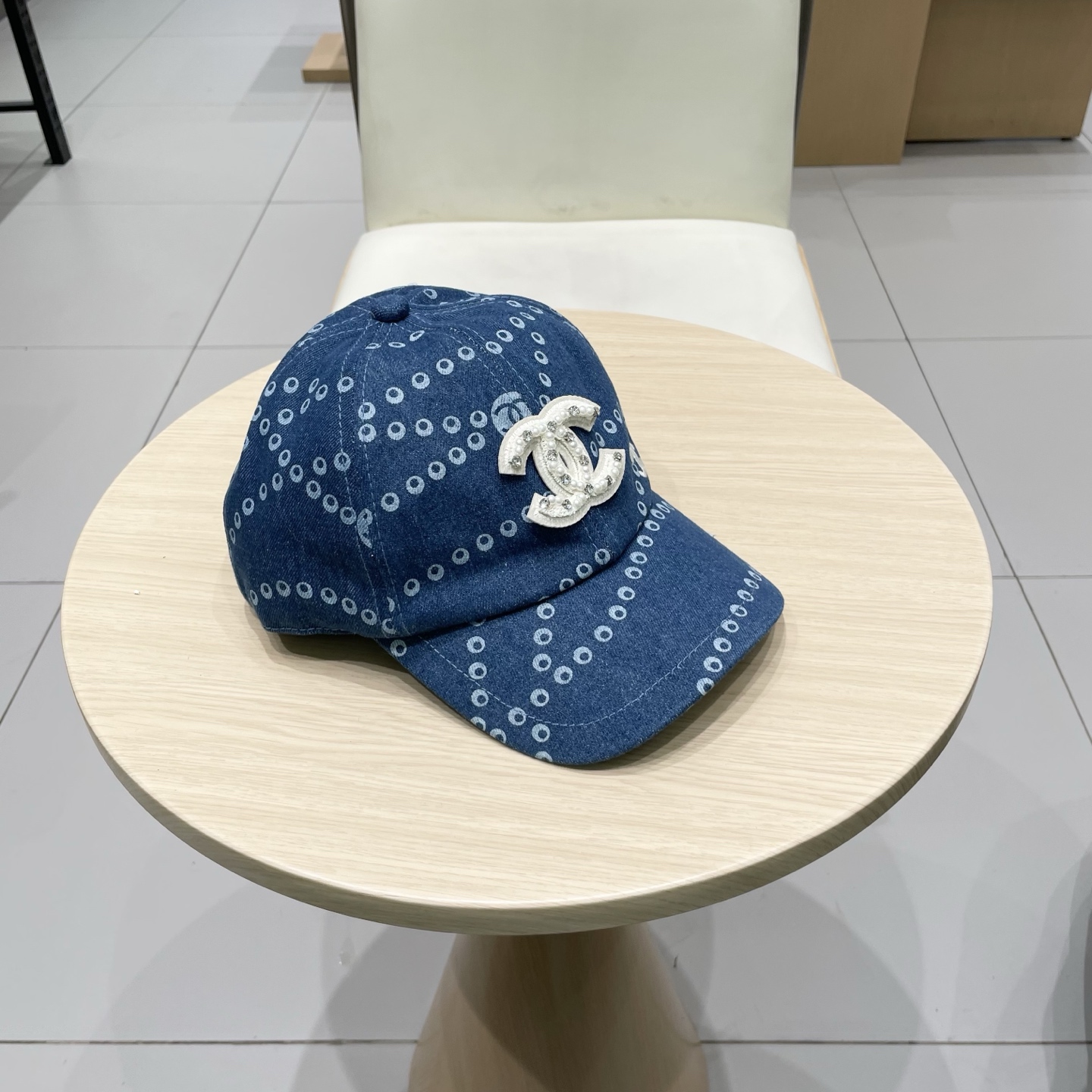  Chanel 25春夏新款丹宁牛仔链条印花渔夫帽显脸小遮阳防晒盆帽棒球鸭舌帽