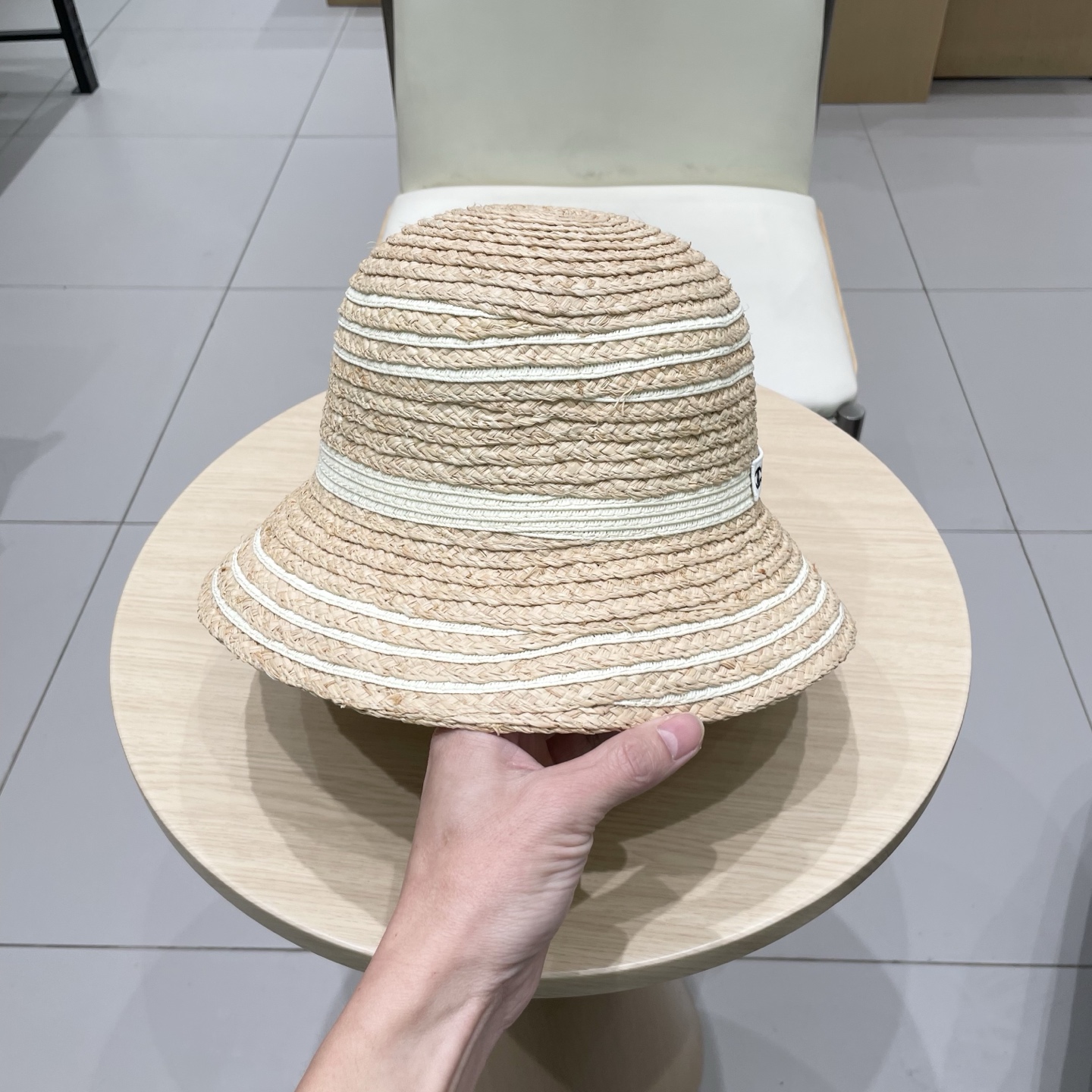 。Chanel彩色草编渔夫帽女夏季日系显脸小百搭草帽沙滩遮阳防晒太阳帽子潮