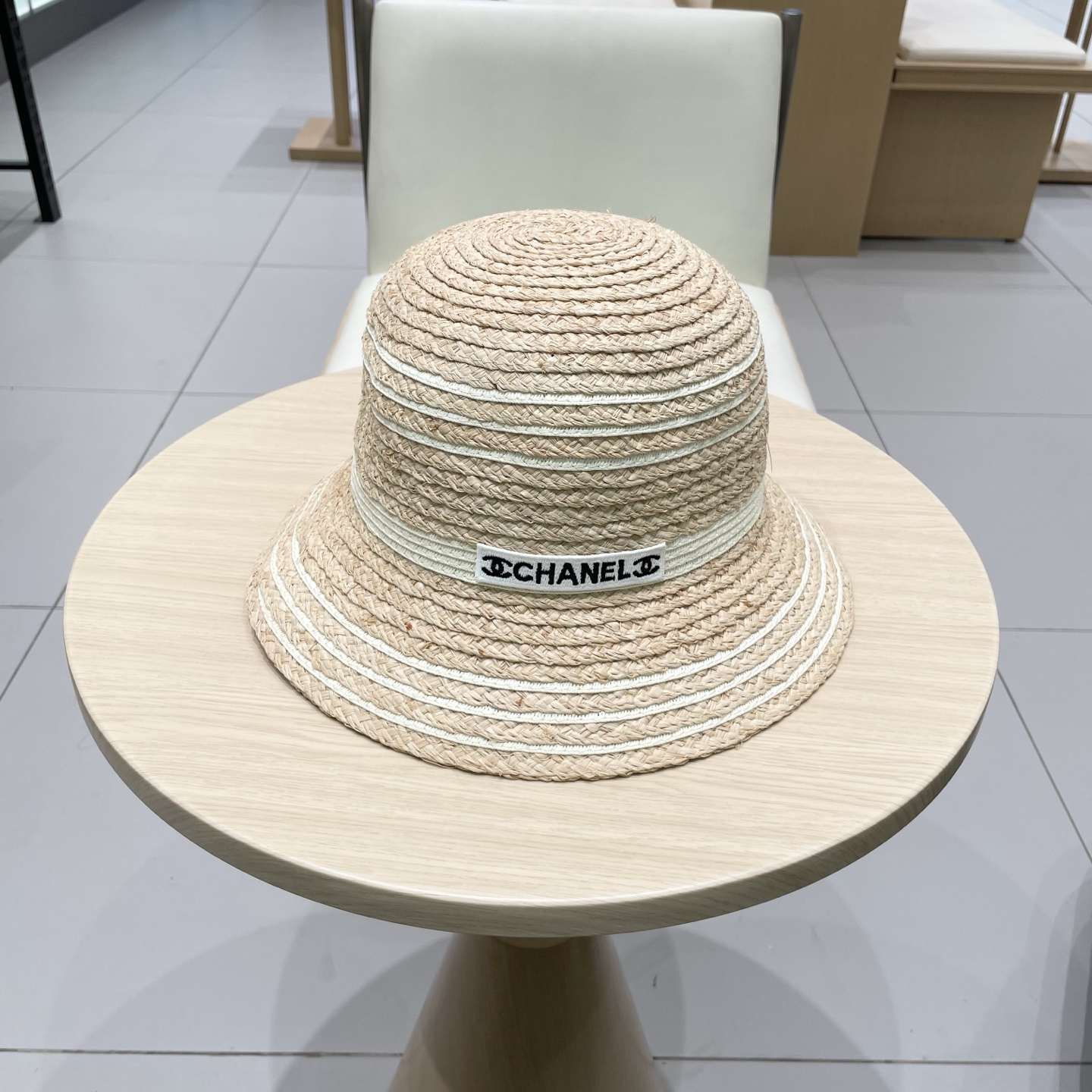 。Chanel彩色草编渔夫帽女夏季日系显脸小百搭草帽沙滩遮阳防晒太阳帽子潮