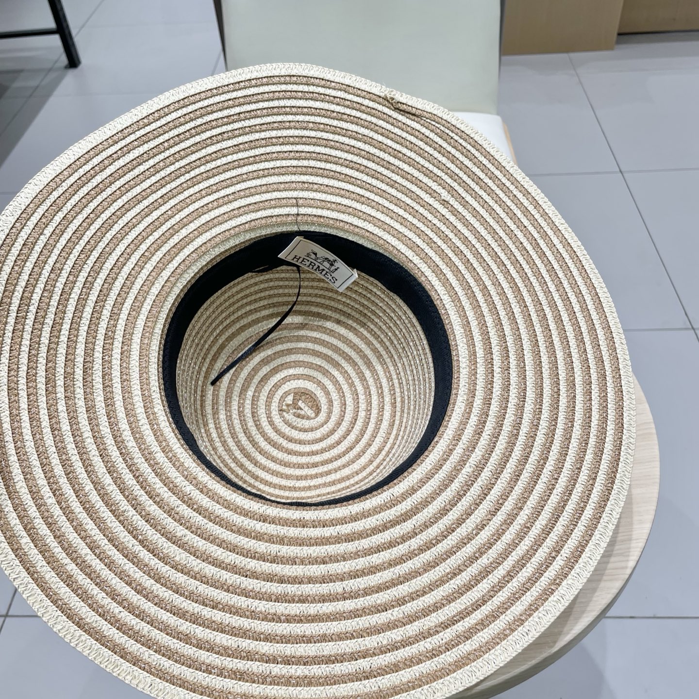  爱马仕Hermes大帽檐拼接草编帽女春夏木珠编织装饰豹纹户外旅游遮阳防晒帽