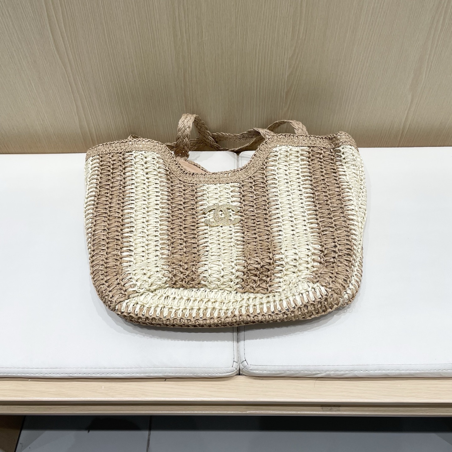 NO:223900,Chanel cross-border hand-knitted bag women's 2025 new shoulder bag large capacity tote bag beach vacation straw woven bag hat straw hat fisherman hat baseball hat knit hat, hat, chanel, espadrilles, espadrilles, totes, shoulder bags, hats19860909Chanel跨境手工编织包包女式2025新款单肩包大容量托特包沙滩度假草编包帽子草帽渔夫帽棒球帽针织帽,帽子,chanel,espadrilles,espadrilles,totes,shoulder bags,hats,hat