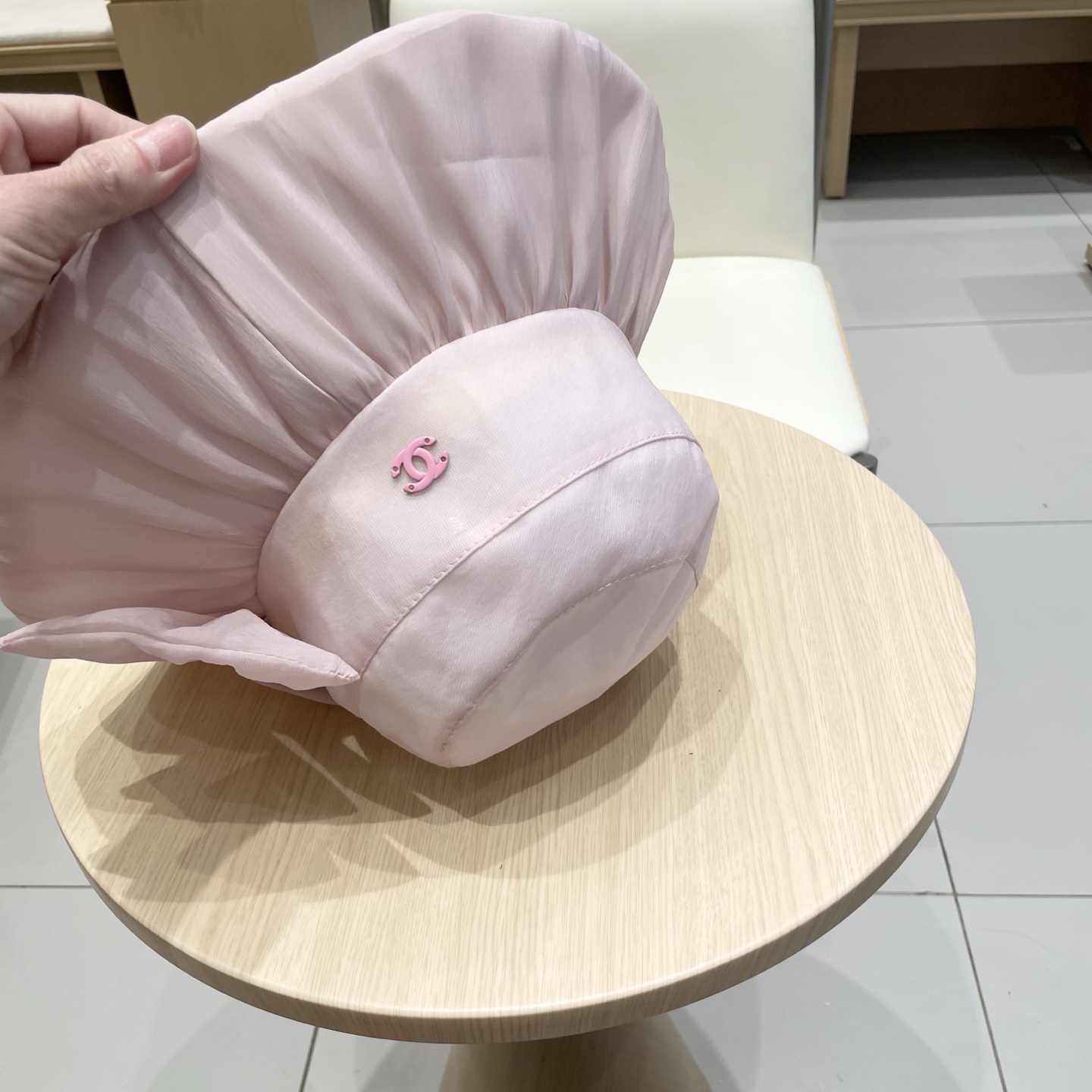 Chanel防晒遮脸百搭渔夫帽女夏季宽檐防紫外线遮阳帽韩版休闲户外纯色帽