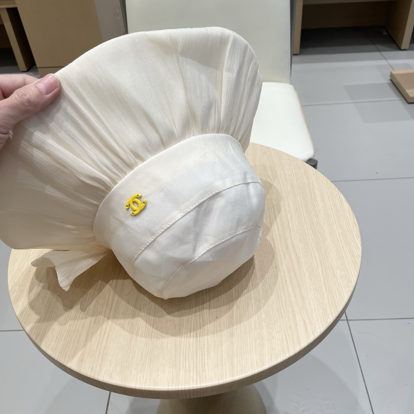 Chanel防晒遮脸百搭渔夫帽女夏季宽檐防紫外线遮阳帽韩版休闲户外纯色帽