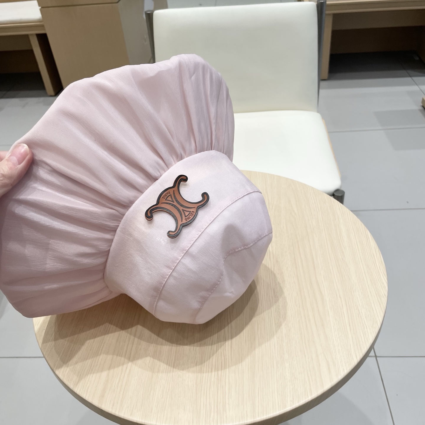  塞琳Celine新款夏季薄款遮阳布帽女户外休闲时尚蝴蝶结渔夫帽大沿遮脸盆帽潮