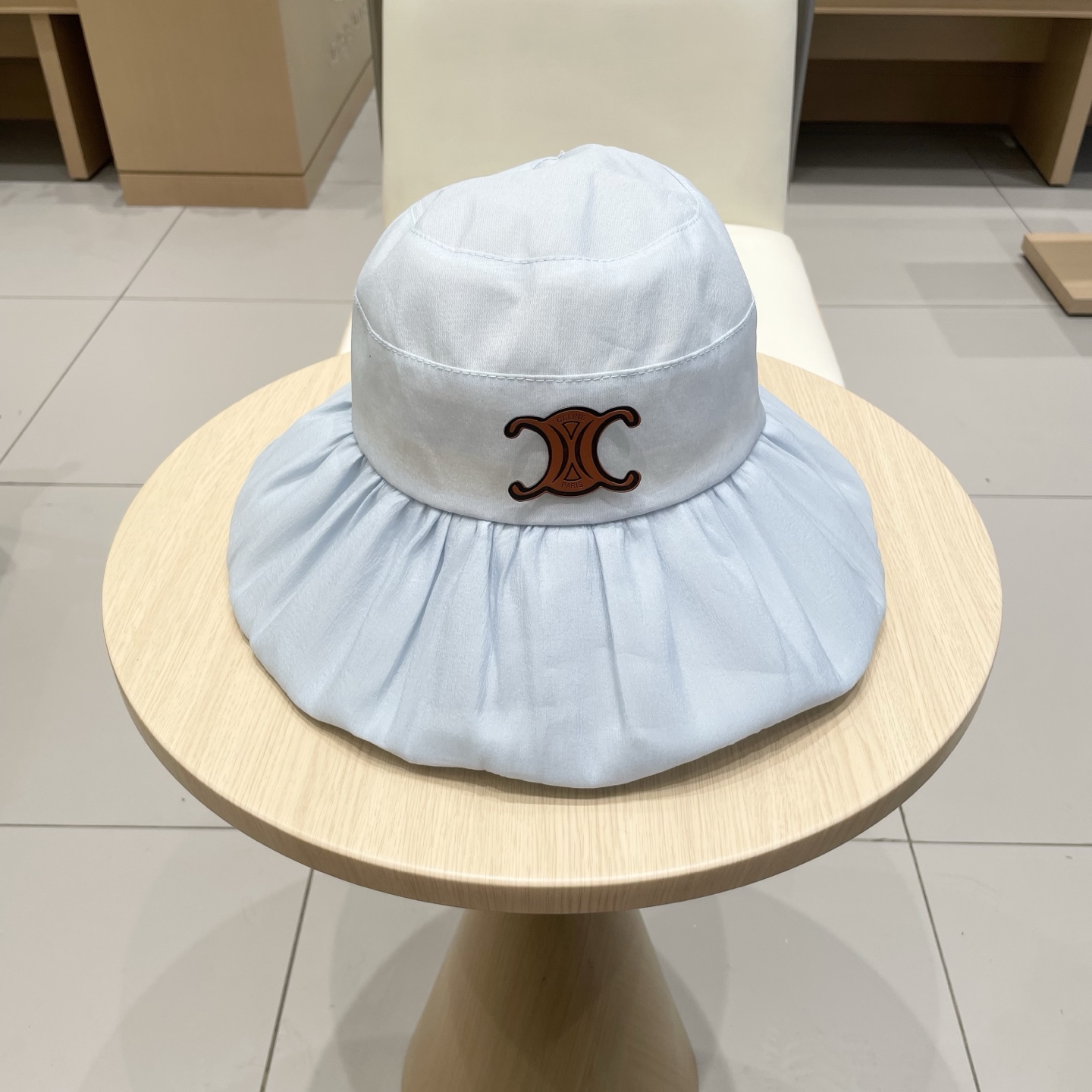  塞琳Celine新款夏季薄款遮阳布帽女户外休闲时尚蝴蝶结渔夫帽大沿遮脸盆帽潮