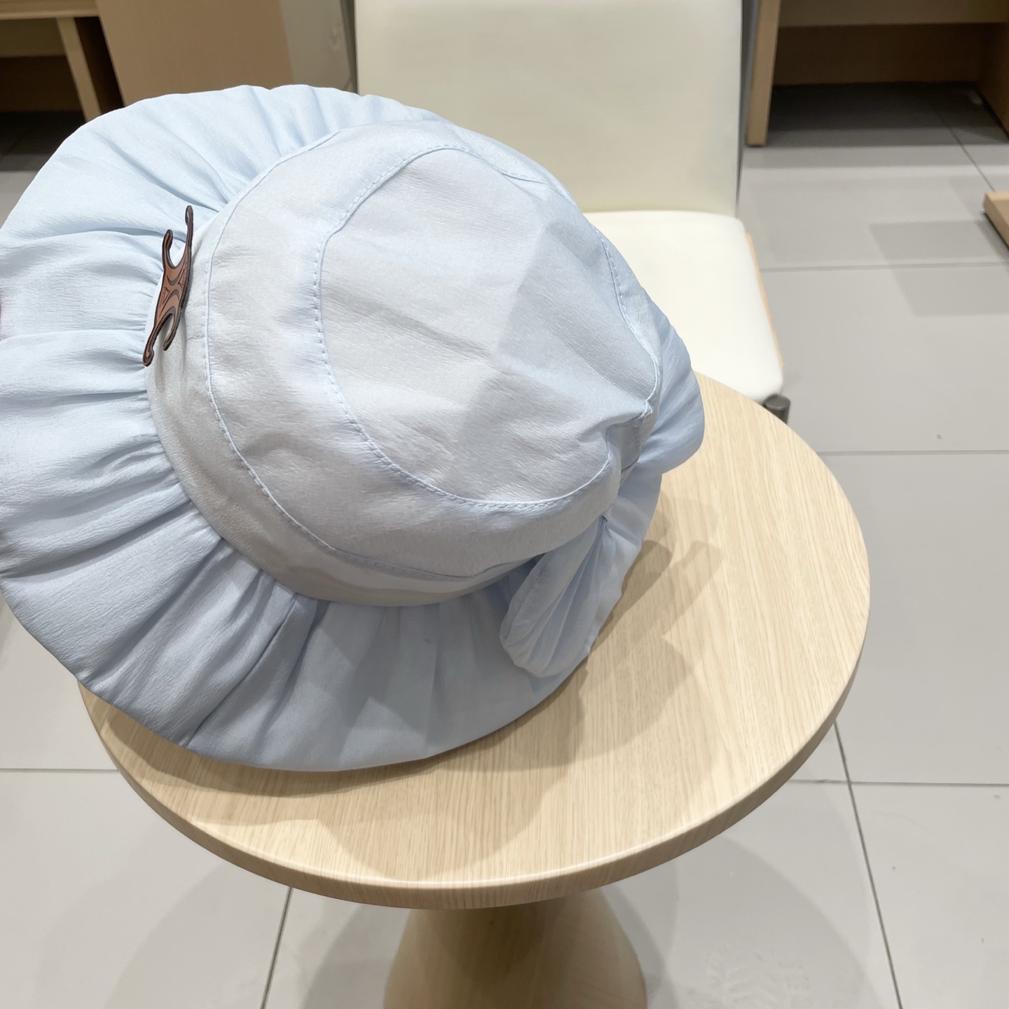  塞琳Celine新款夏季薄款遮阳布帽女户外休闲时尚蝴蝶结渔夫帽大沿遮脸盆帽潮