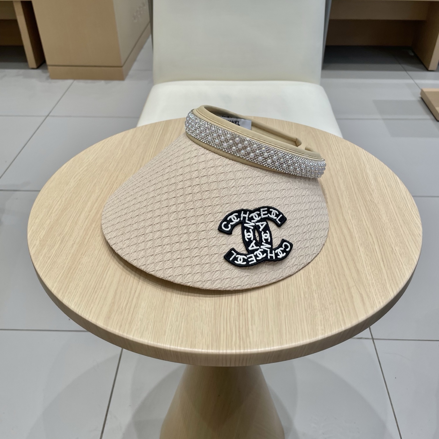  Chanel2025新款夏季防晒空顶帽女珍珠水钻帽子双层大帽檐防紫外线太阳帽
