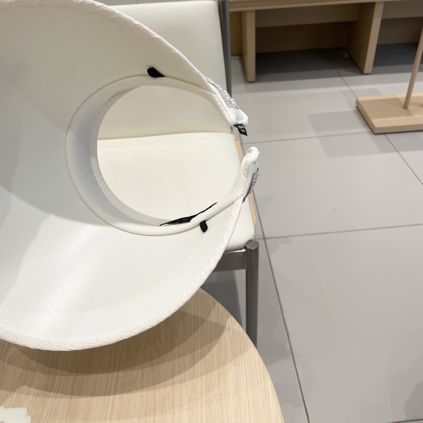  Chanel2025新款夏季防晒空顶帽女珍珠水钻帽子双层大帽檐防紫外线太阳帽