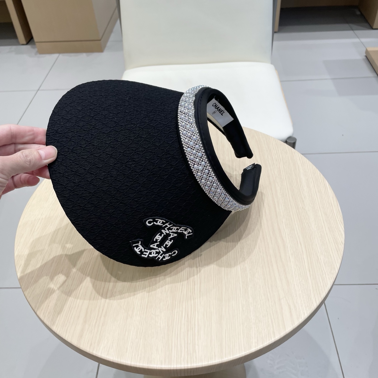  Chanel2025新款夏季防晒空顶帽女珍珠水钻帽子双层大帽檐防紫外线太阳帽