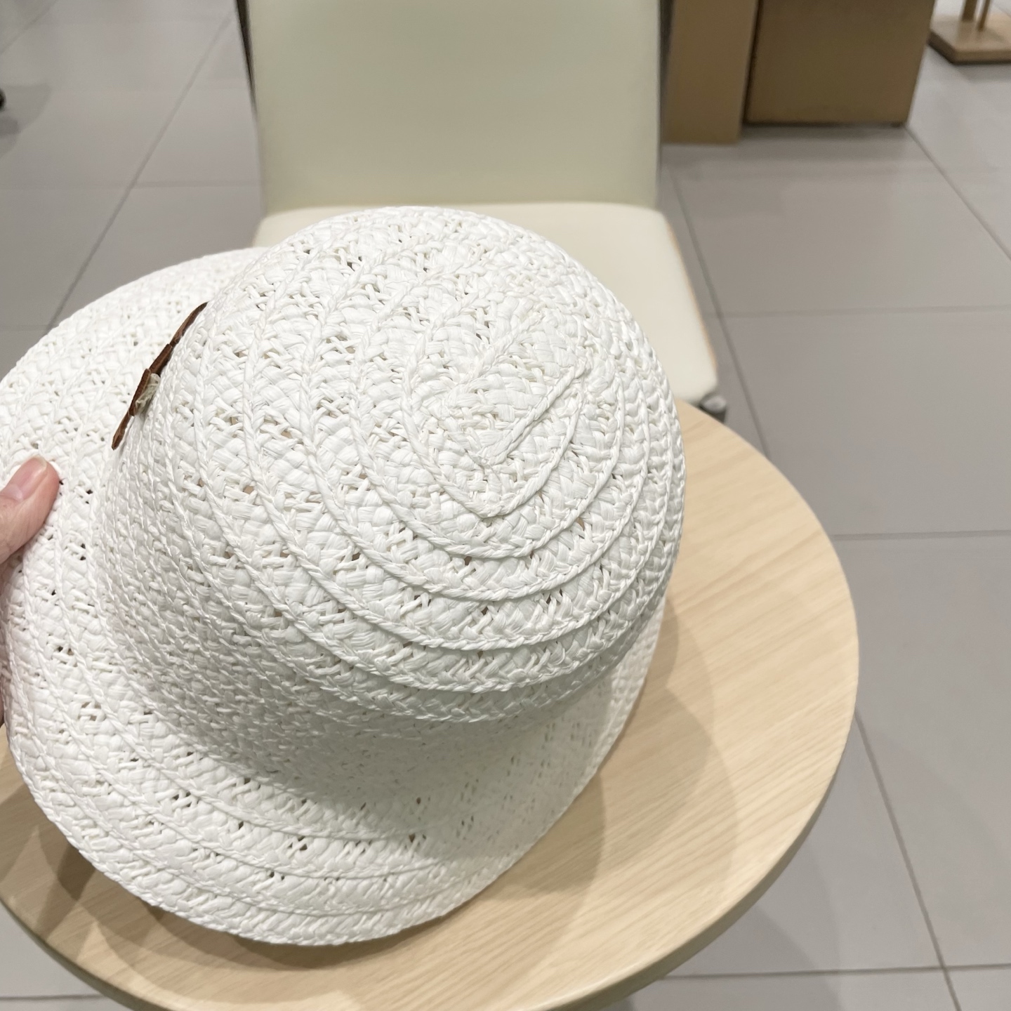   路易威登lv棒球帽 LouisVuitton沙滩草帽，防晒礼帽，纸草编织制作，百搭两色！头围57cm