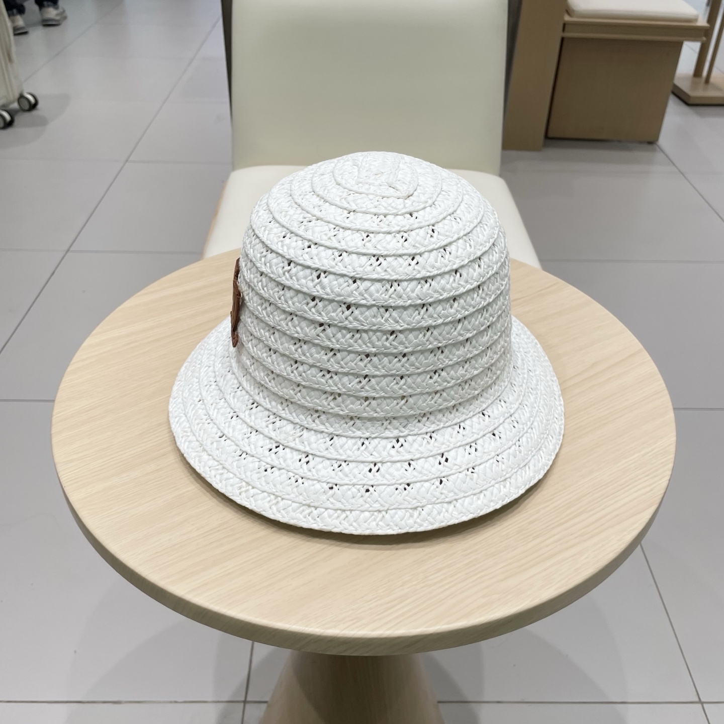   路易威登lv棒球帽 LouisVuitton沙滩草帽，防晒礼帽，纸草编织制作，百搭两色！头围57cm