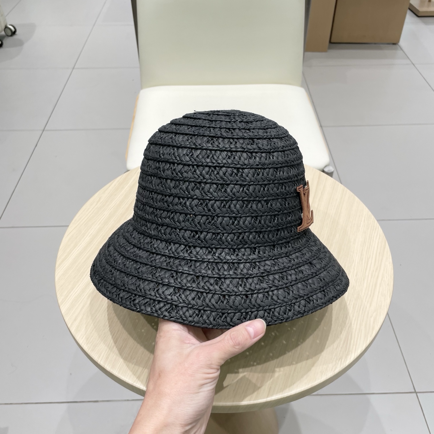   路易威登lv棒球帽 LouisVuitton沙滩草帽，防晒礼帽，纸草编织制作，百搭两色！头围57cm