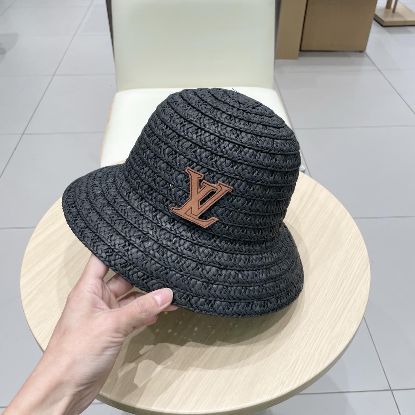   路易威登lv棒球帽 LouisVuitton沙滩草帽，防晒礼帽，纸草编织制作，百搭两色！头围57cm