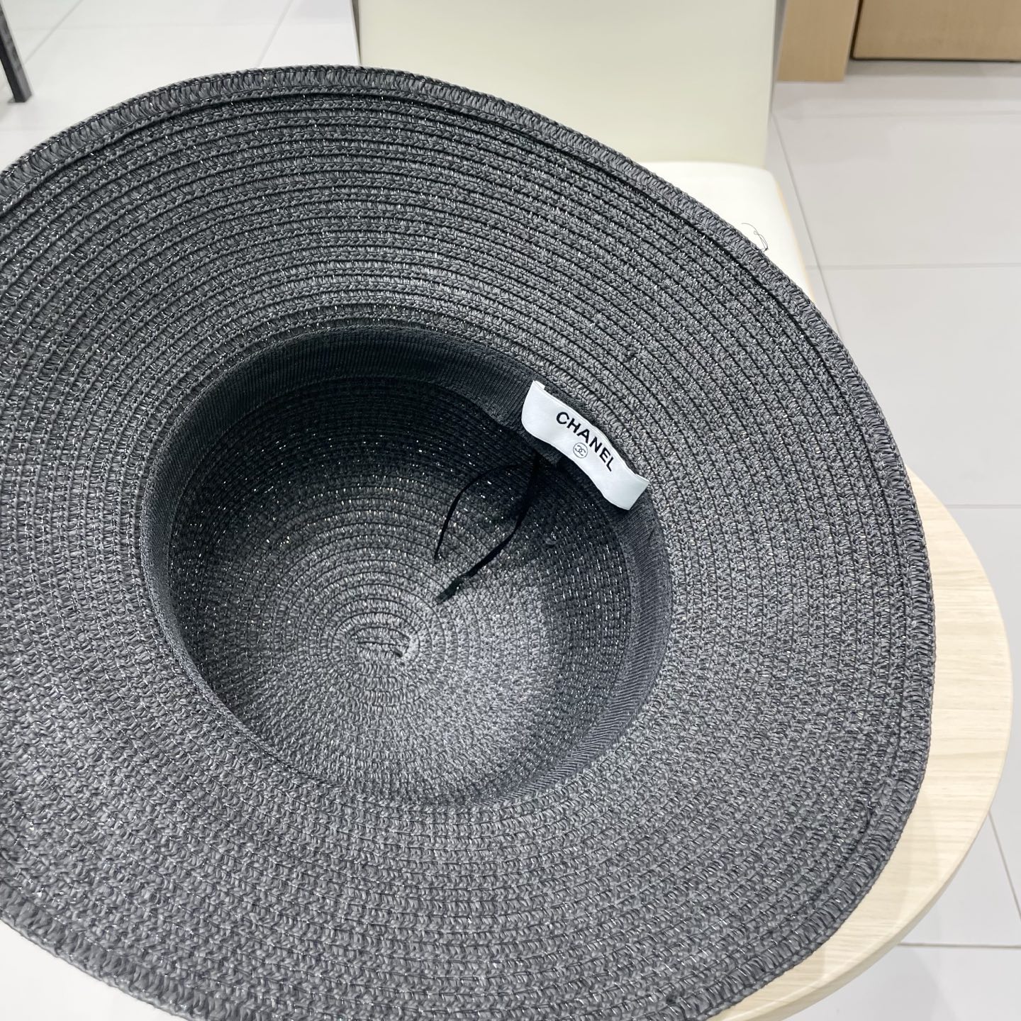  Chanel 渔夫帽子女夏季圆顶帽日系百搭出游防晒草帽韩版字母织带遮阳盆帽