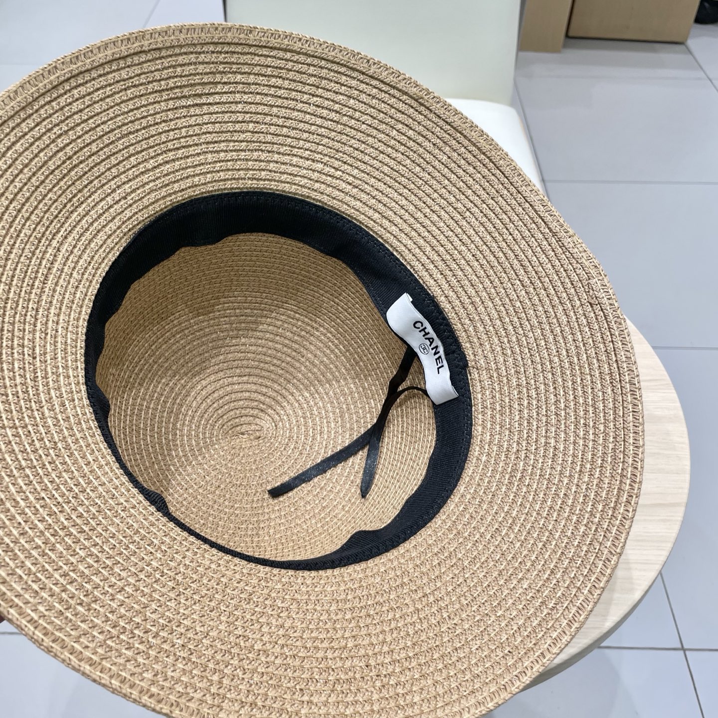  Chanel 渔夫帽子女夏季圆顶帽日系百搭出游防晒草帽韩版字母织带遮阳盆帽