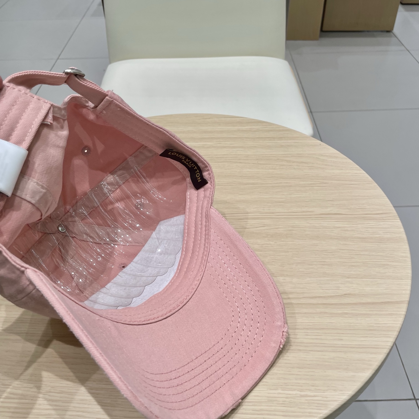  lv路易威登做旧破洞纯色棒球帽女夏季百搭休闲宽檐大头围水洗遮阳情侣鸭舌帽