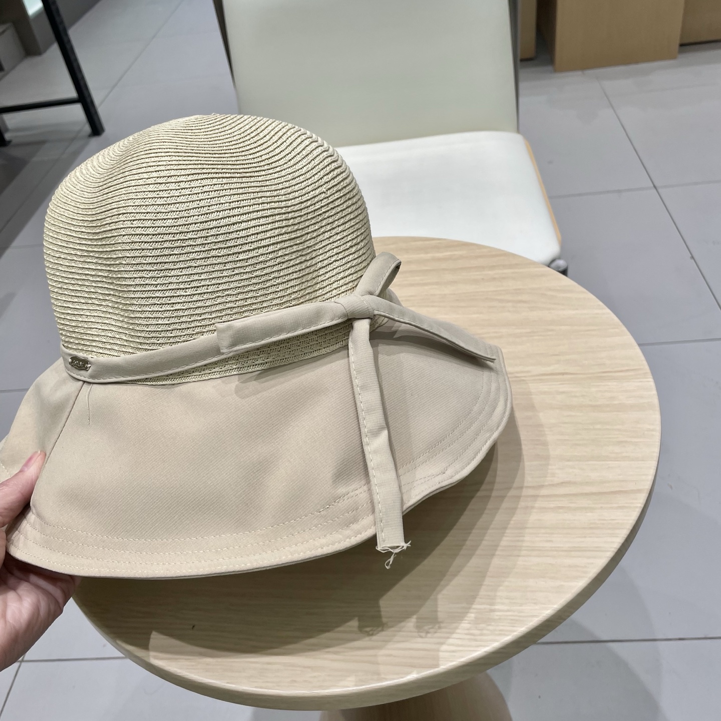  塞琳cellne2025新款韩版蝴蝶结系带渔夫帽子女出游草编遮阳帽显脸小防晒盆帽