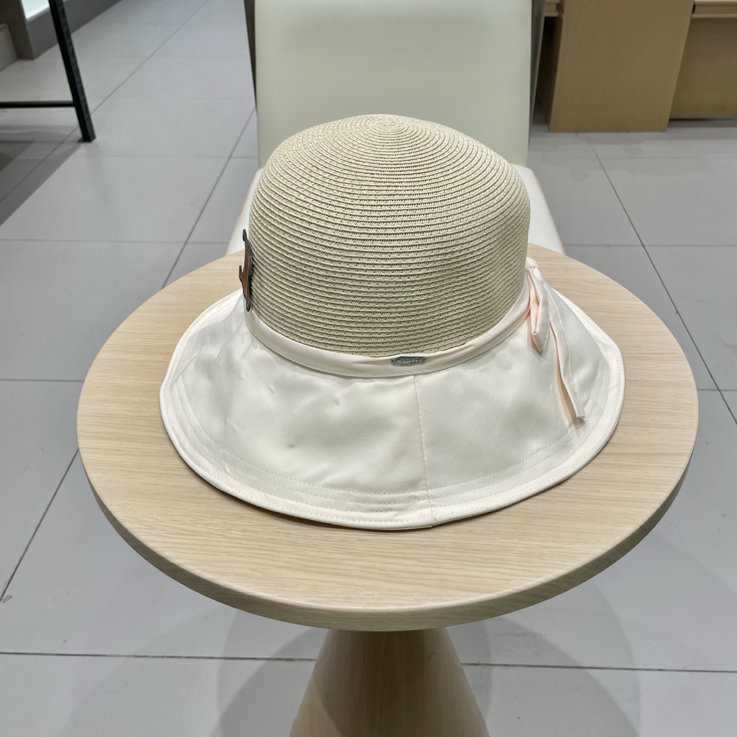  塞琳cellne2025新款韩版蝴蝶结系带渔夫帽子女出游草编遮阳帽显脸小防晒盆帽