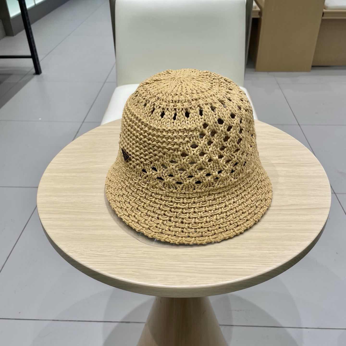  PRADA普拉达2025新款韩版遮阳渔夫帽女夏季纯色太阳帽镂空针织甜美显脸小盆帽