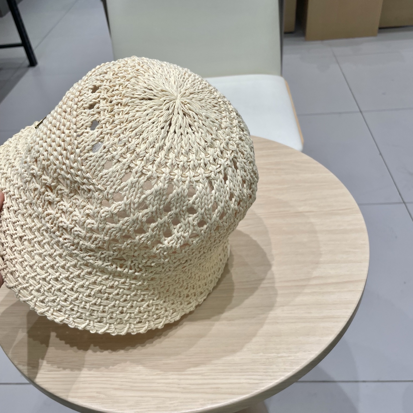  PRADA普拉达2025新款韩版遮阳渔夫帽女夏季纯色太阳帽镂空针织甜美显脸小盆帽