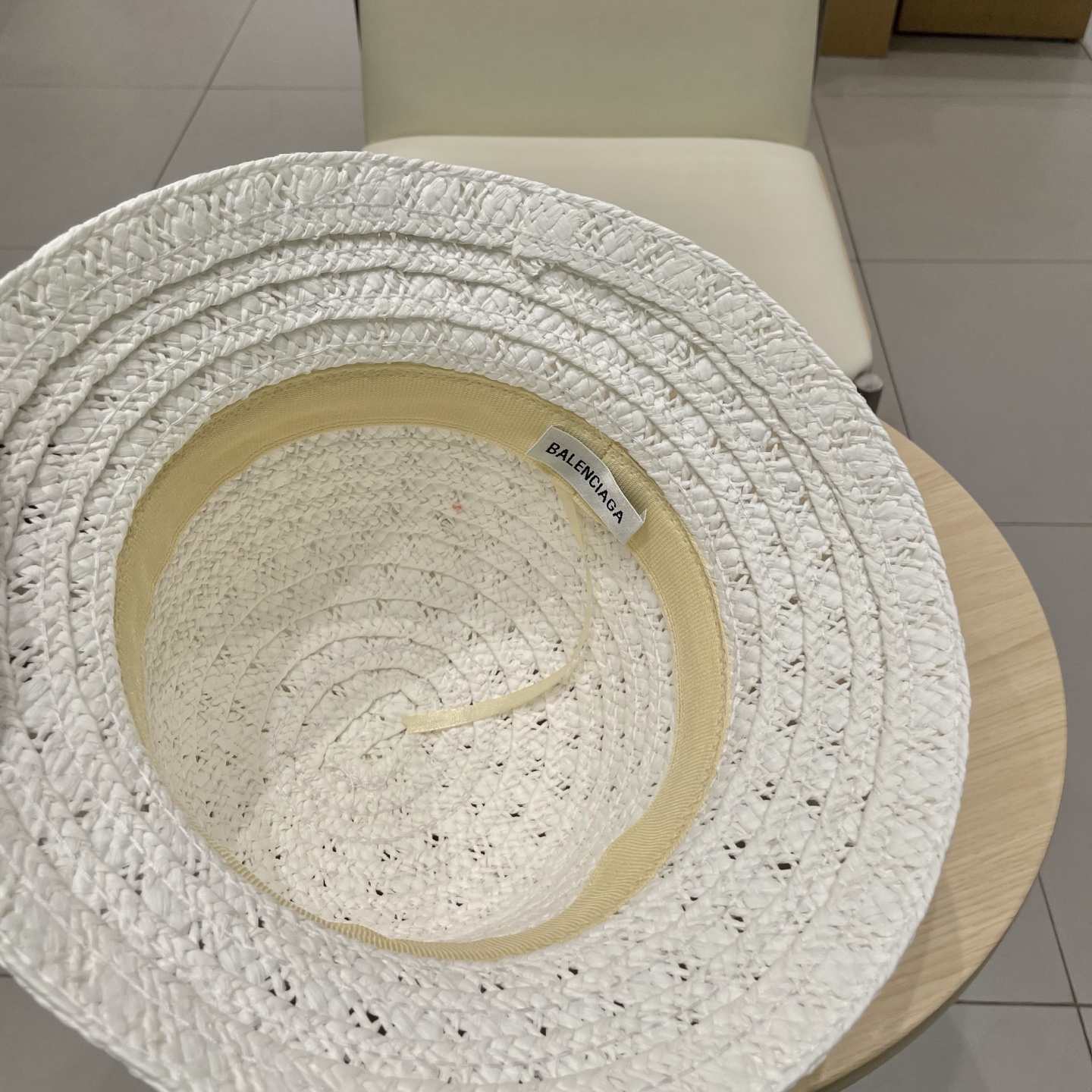  巴黎世家镂空圆顶礼帽，遮阳草帽，头围57cm