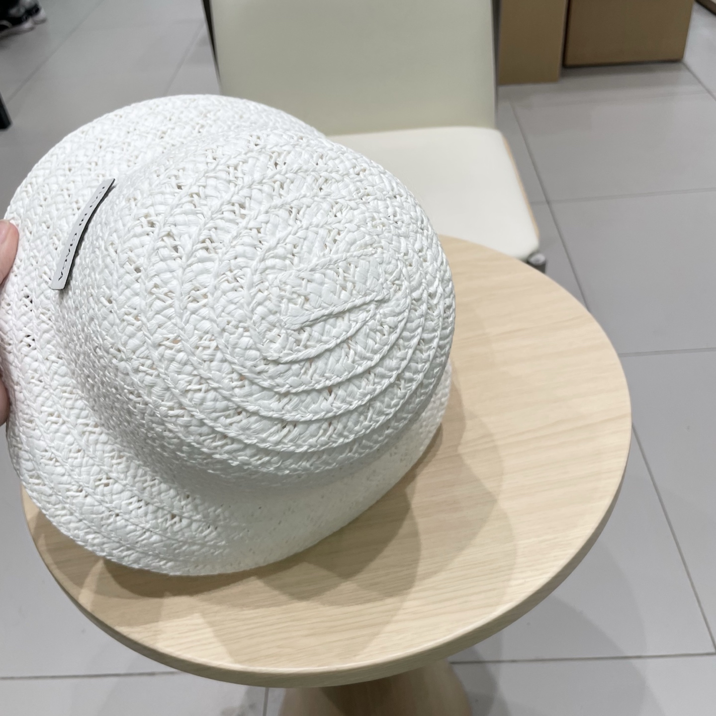  巴黎世家镂空圆顶礼帽，遮阳草帽，头围57cm