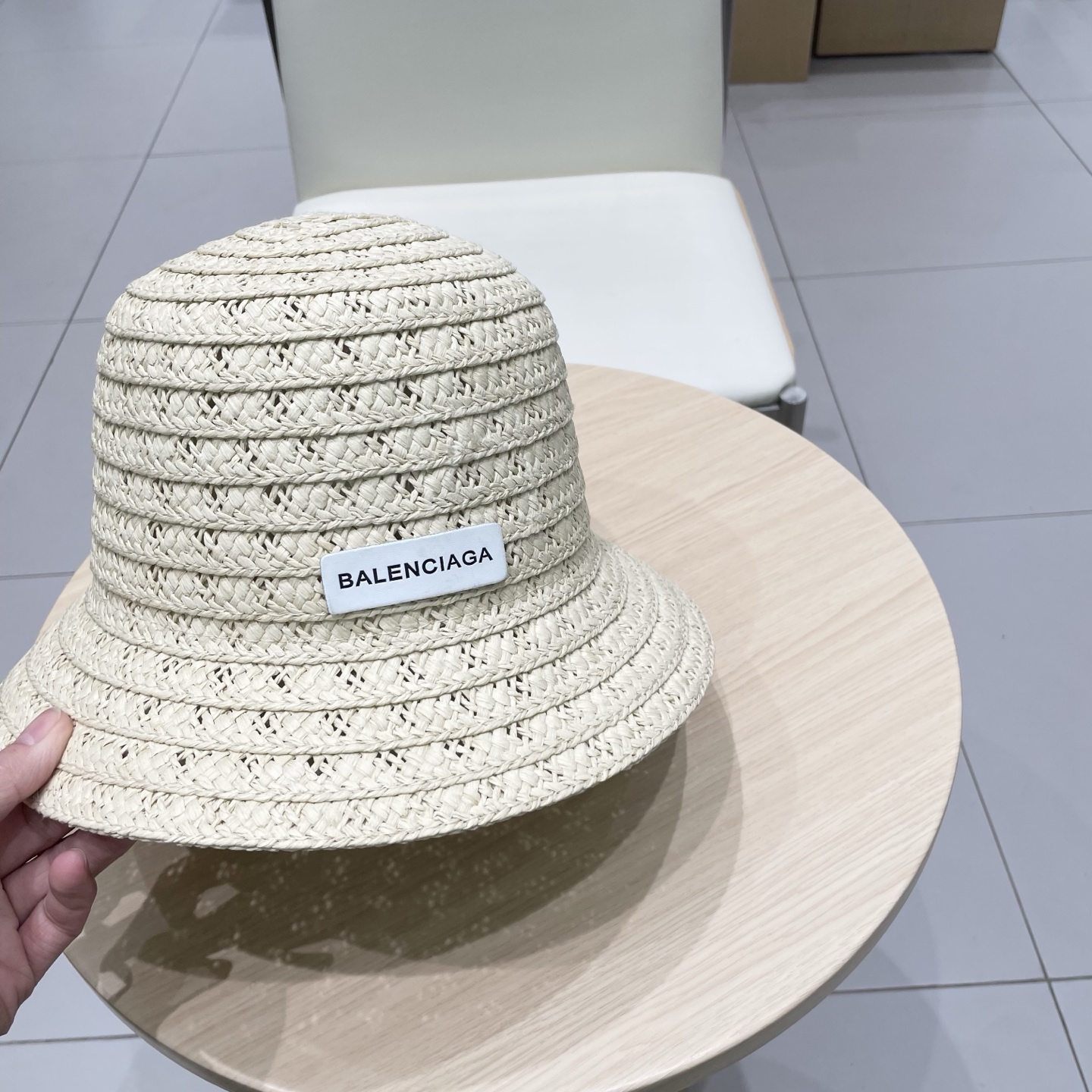  巴黎世家镂空圆顶礼帽，遮阳草帽，头围57cm