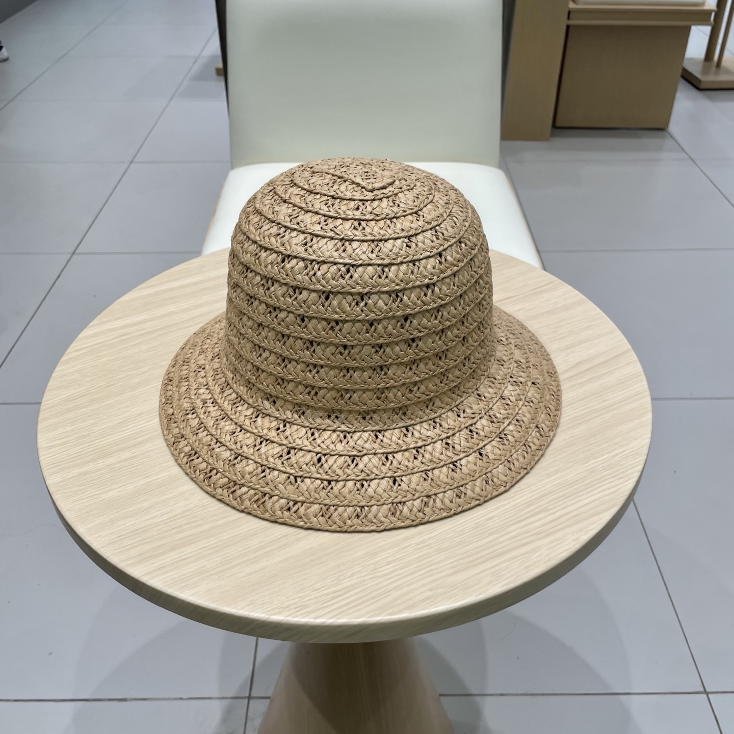  巴黎世家镂空圆顶礼帽，遮阳草帽，头围57cm