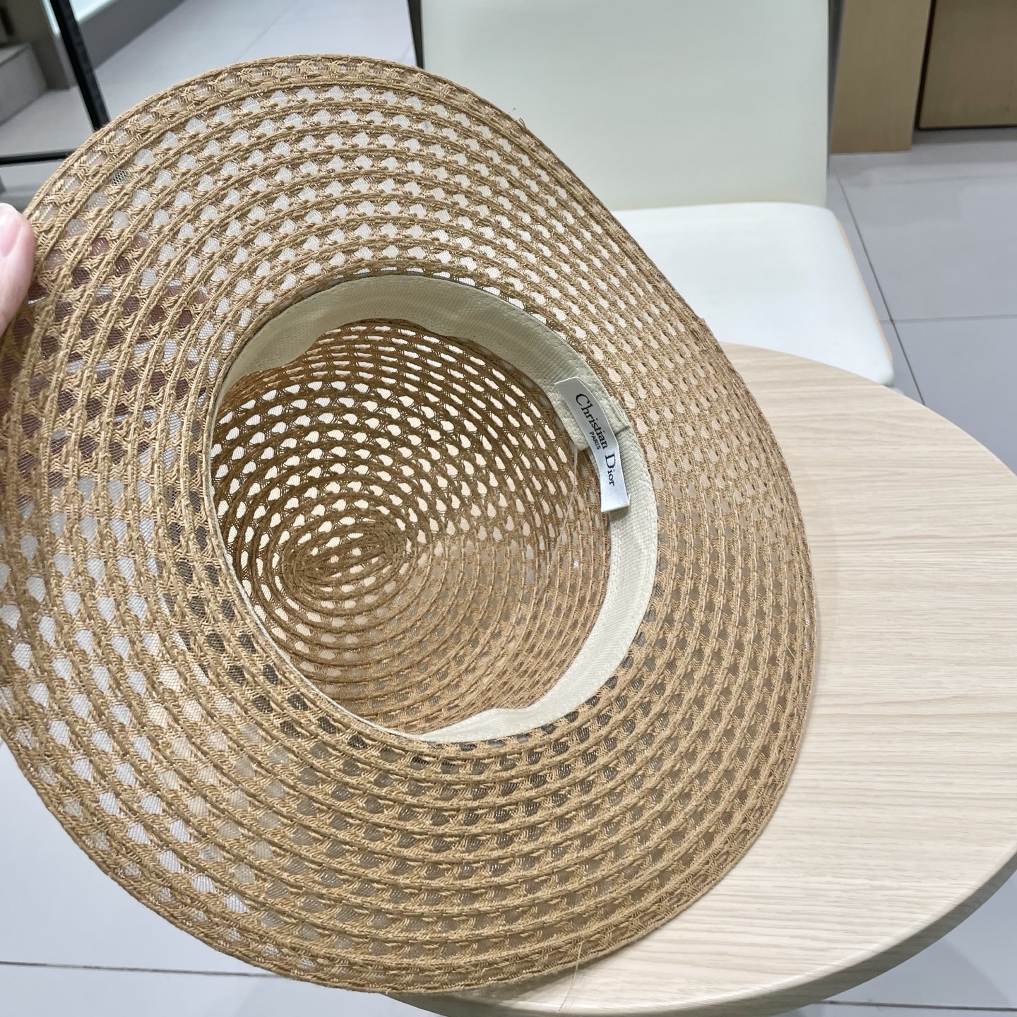  Dior迪奥2025新款镂空平顶草帽，头围57cm 黑  卡其 2色