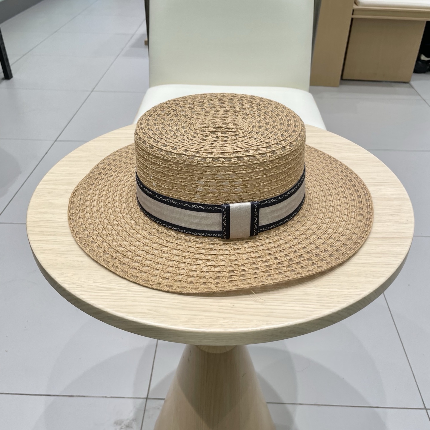  Dior迪奥2025新款镂空平顶草帽，头围57cm 黑  卡其 2色