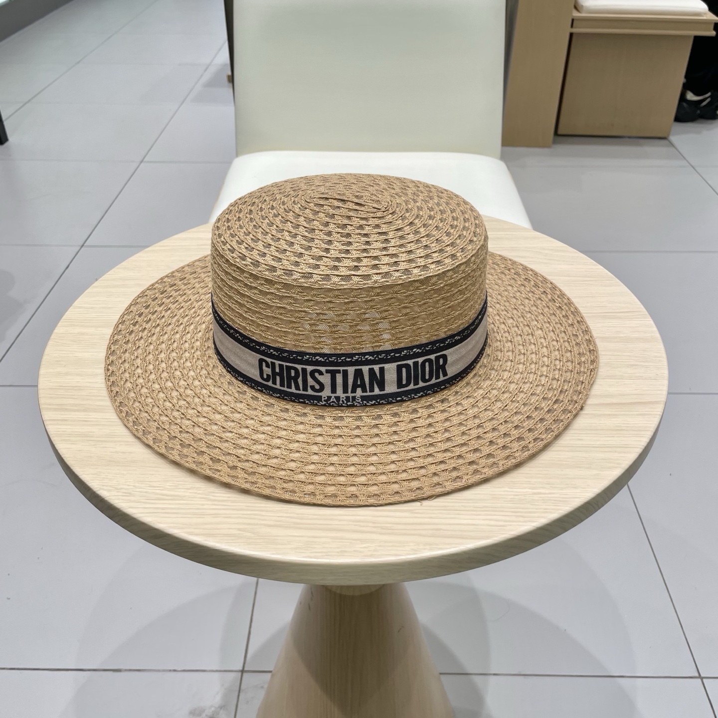 NO:224361,Dior 2025 new hollow flat top straw hat, head circumference 57cm black khaki 2 color hat straw hat fisherman hat baseball hat knit hat, hat, dior, dior, espadrilles, hats19860909Dior迪奥2025新款镂空平顶草帽,头围57cm 黑 卡其 2色帽子草帽渔夫帽棒球帽针织帽,帽子,dior,dior,espadrilles,hats,hat