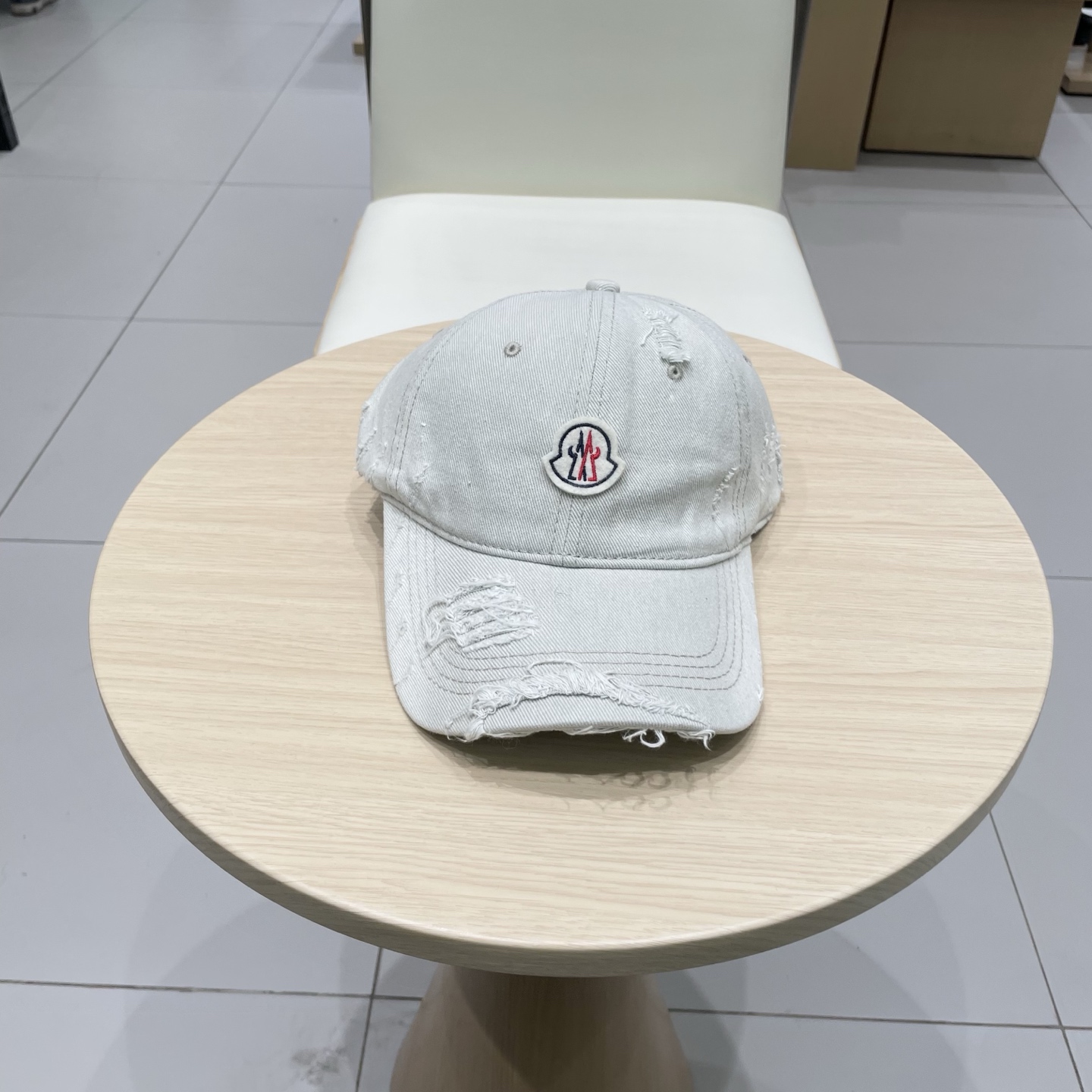 NO:224371,New spring and summer style, cover-mouthed MONCLER new baseball cap, young and fashionable trendy people wear colors, super visual effect, good-looking and textured!  Hat Straw Hat Fisherman Hat Baseball Hat Knitted Hat, Hats, christian louboutin, Moncler, espadrilles, hats19860909春夏新款 蒙口MONCLER 新款棒球帽,年轻时尚潮人穿搭色系,视觉效果超强,好看有质感！帽子草帽渔夫帽棒球帽针织帽,帽子,christian louboutin,Moncler,espadrilles,hats,hat