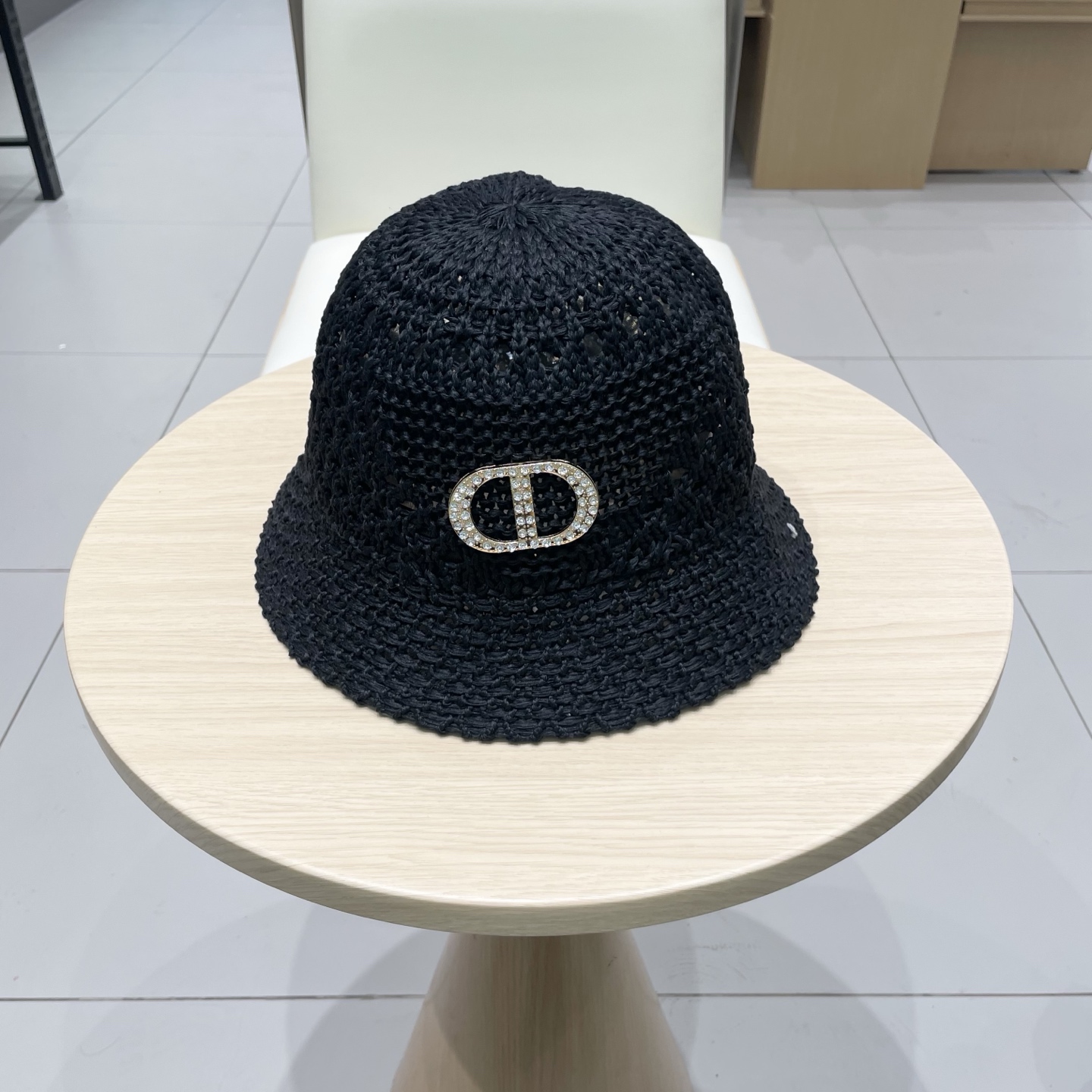  迪奥DIOR简约针织纯色渔夫帽女春夏镂空透气休闲盆帽显脸小遮阳水桶帽