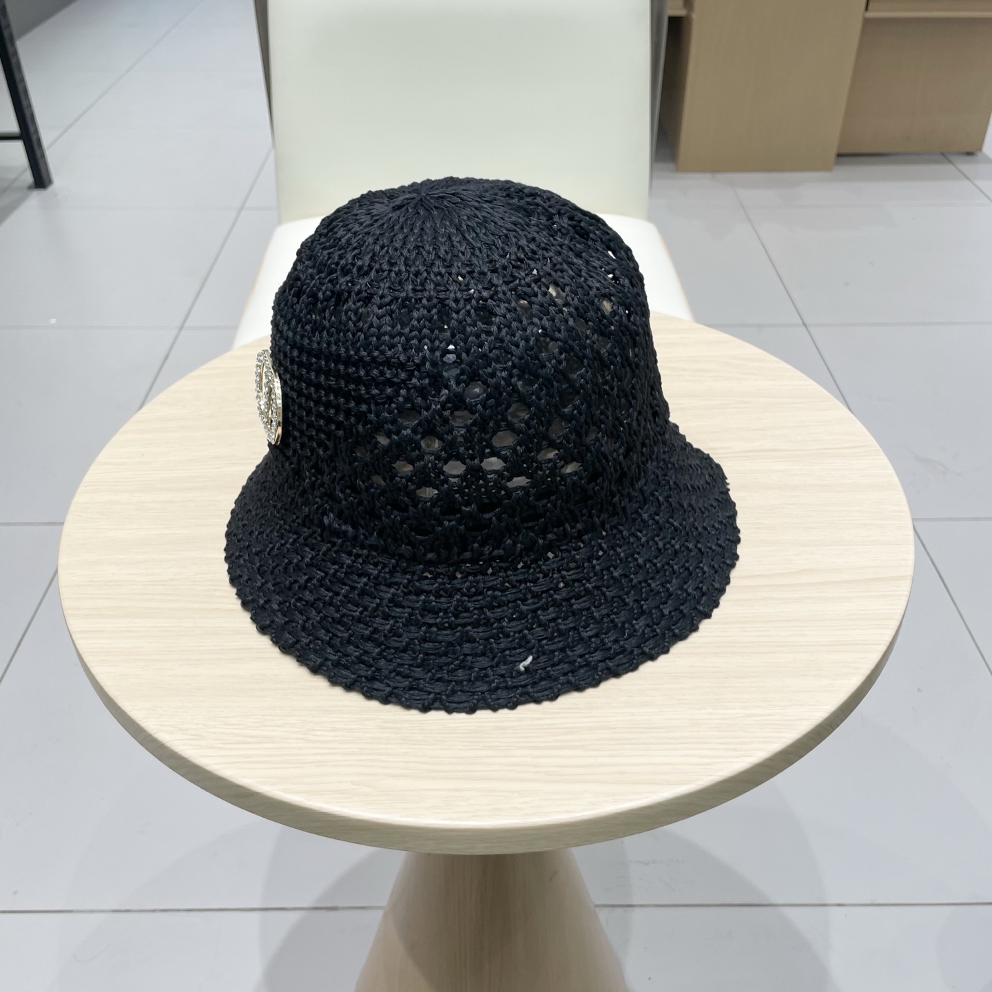  迪奥DIOR简约针织纯色渔夫帽女春夏镂空透气休闲盆帽显脸小遮阳水桶帽