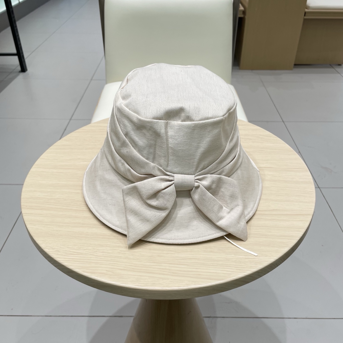  Prada普拉达渔夫帽，头围57cm