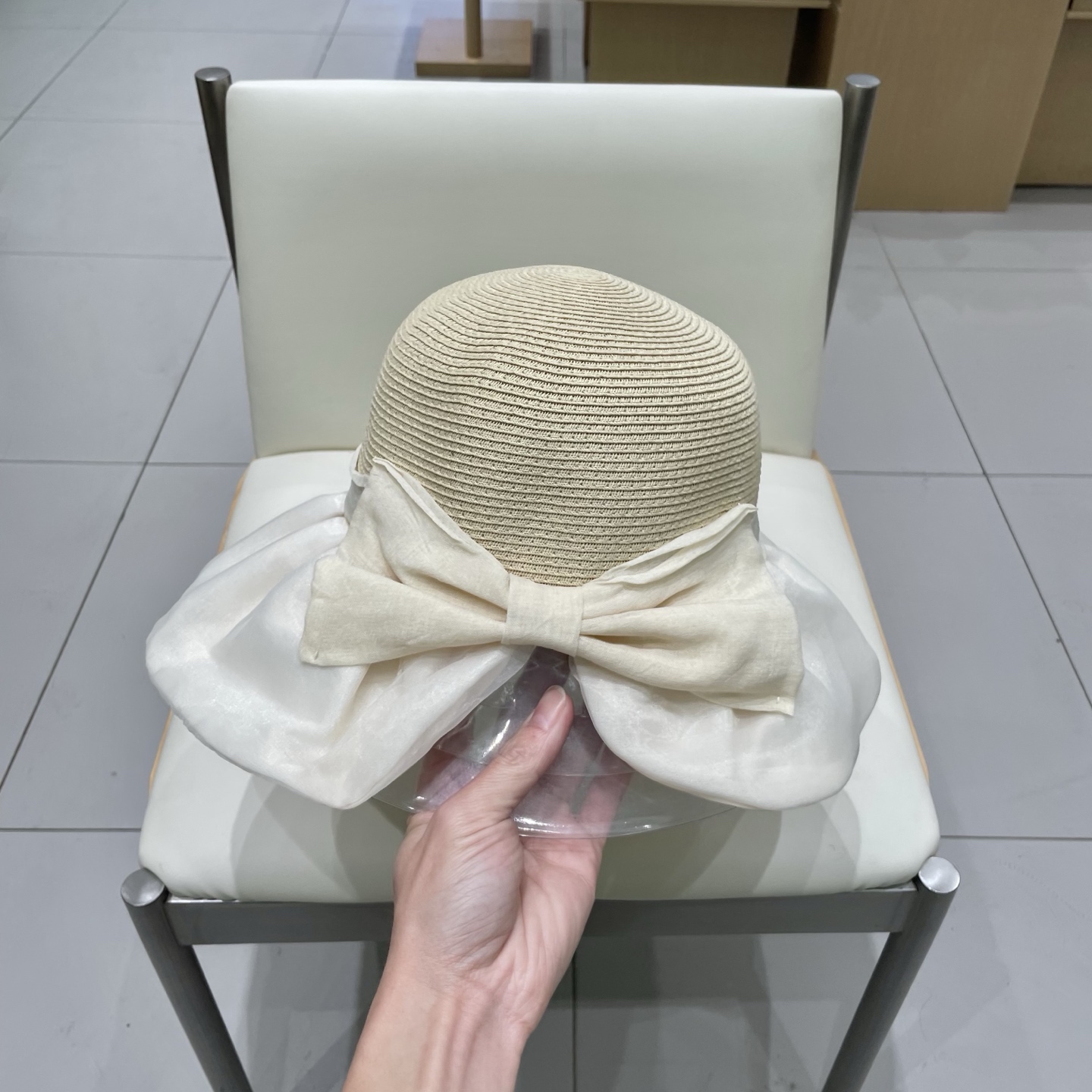  路易威登lVLouisVuitton春夏欧根纱大蝴蝶结草帽遮阳帽女可折叠蝴蝶结优雅出游度假渔夫帽