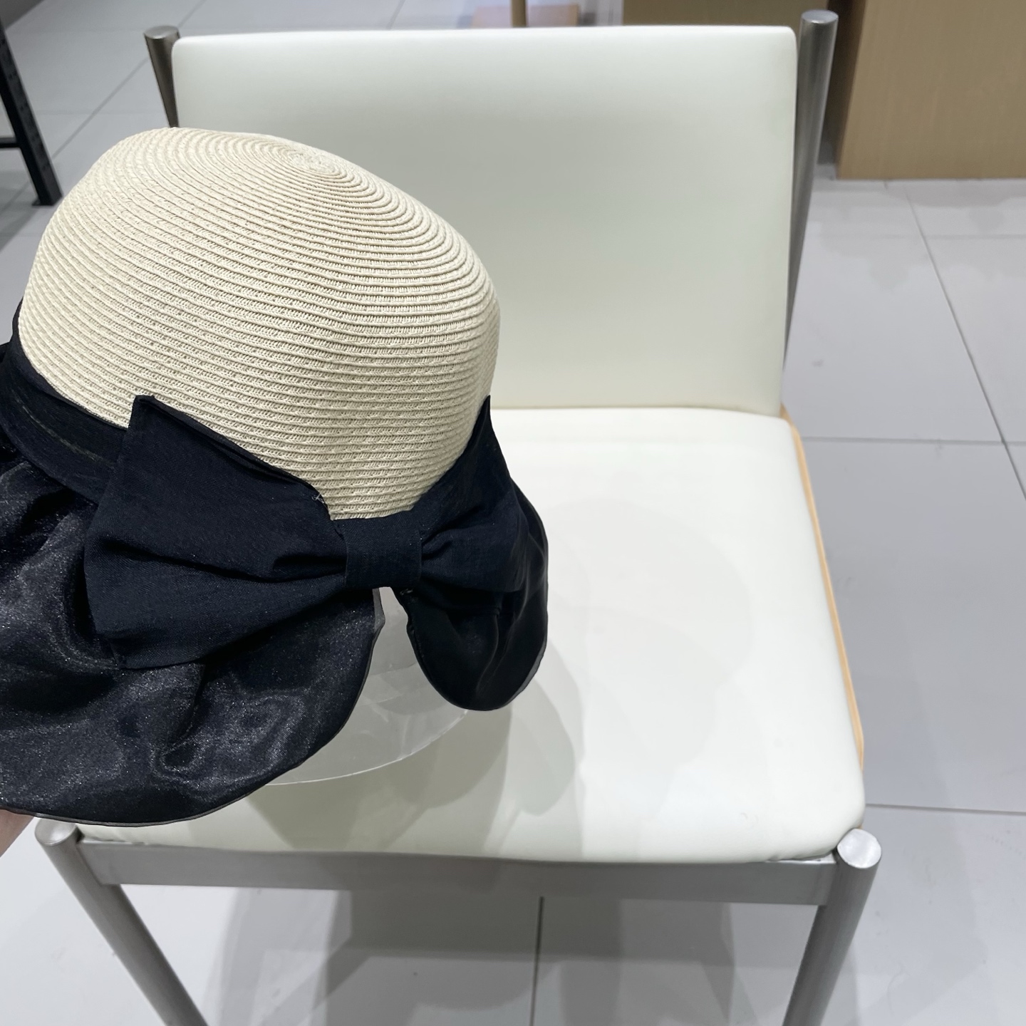  路易威登lVLouisVuitton春夏欧根纱大蝴蝶结草帽遮阳帽女可折叠蝴蝶结优雅出游度假渔夫帽