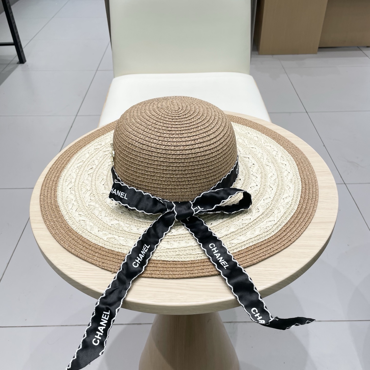 Chanel香奈儿新款草帽，搭配仙女出游必备，头围57cm