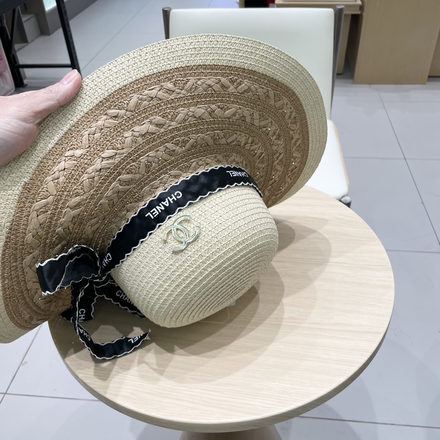 Chanel香奈儿新款草帽，搭配仙女出游必备，头围57cm
