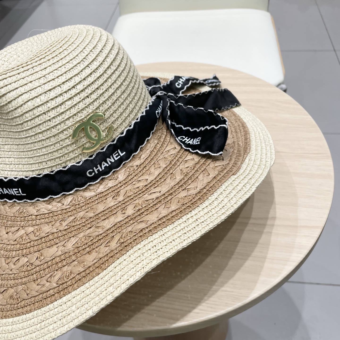 Chanel香奈儿新款草帽，搭配仙女出游必备，头围57cm
