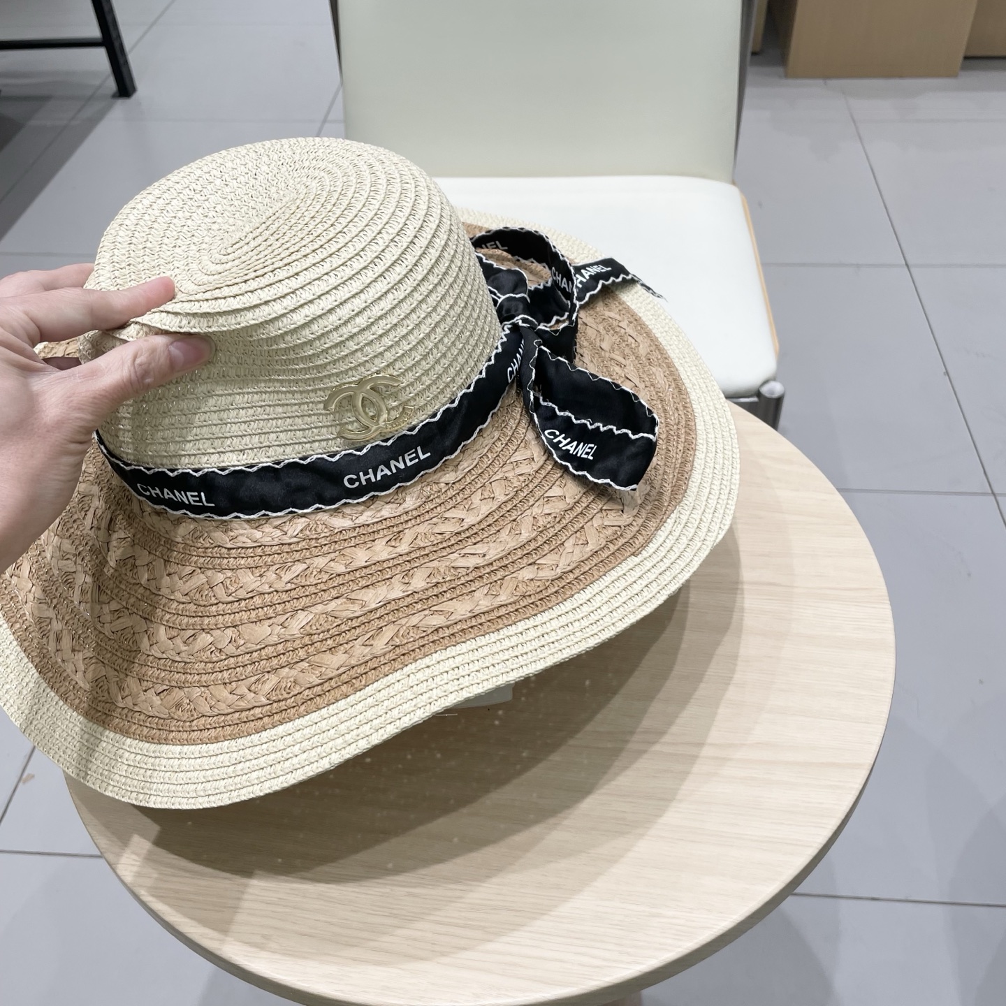 Chanel香奈儿新款草帽，搭配仙女出游必备，头围57cm