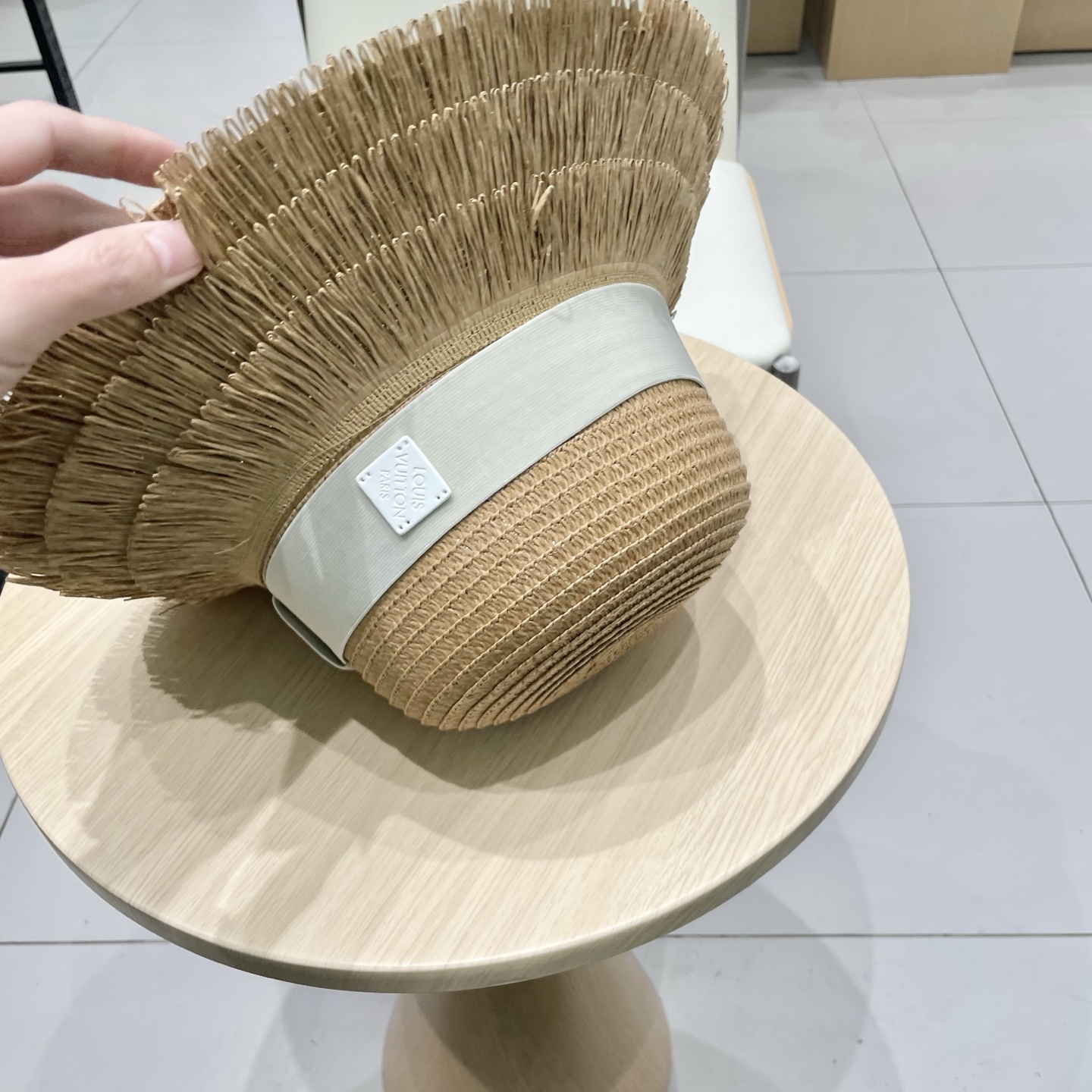  【LV路易威登】2025新款度假风草帽，旅行必备，超好搭配，赶紧入手！