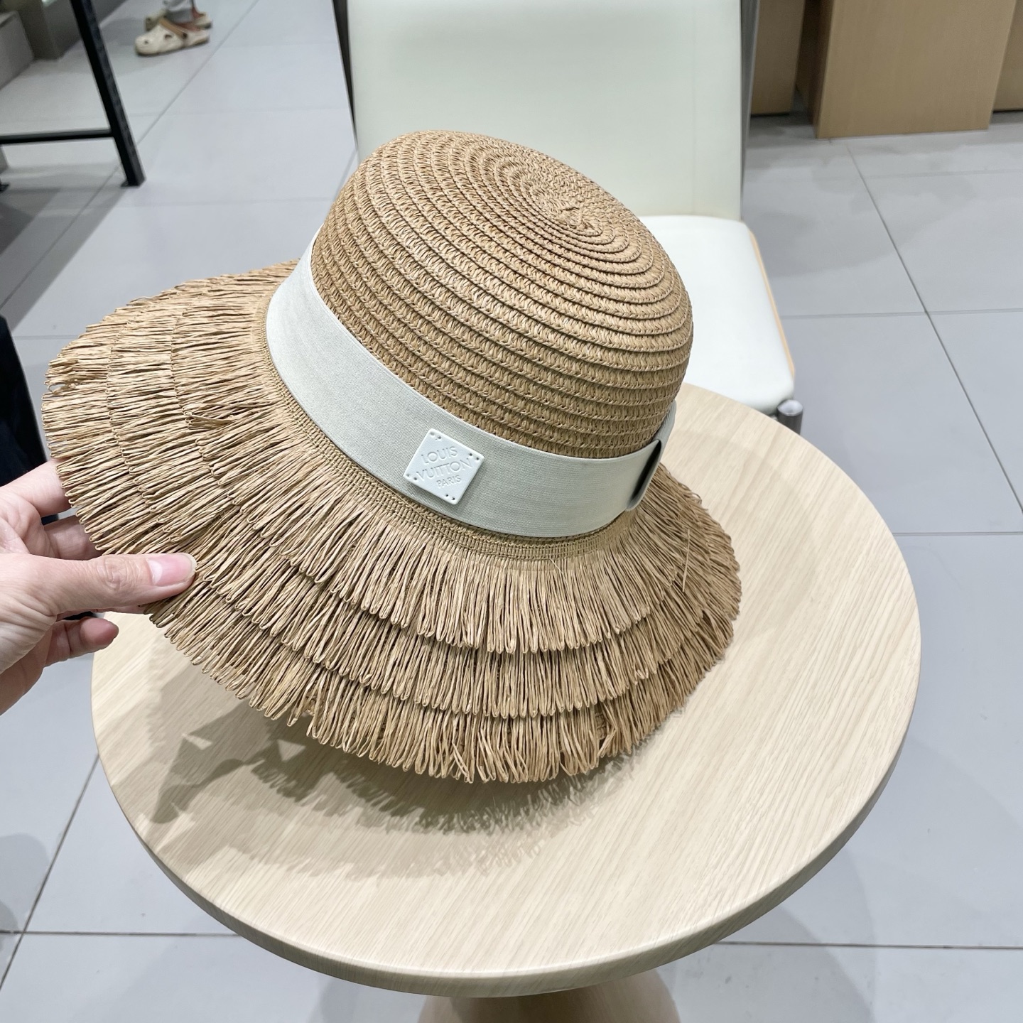  【LV路易威登】2025新款度假风草帽，旅行必备，超好搭配，赶紧入手！