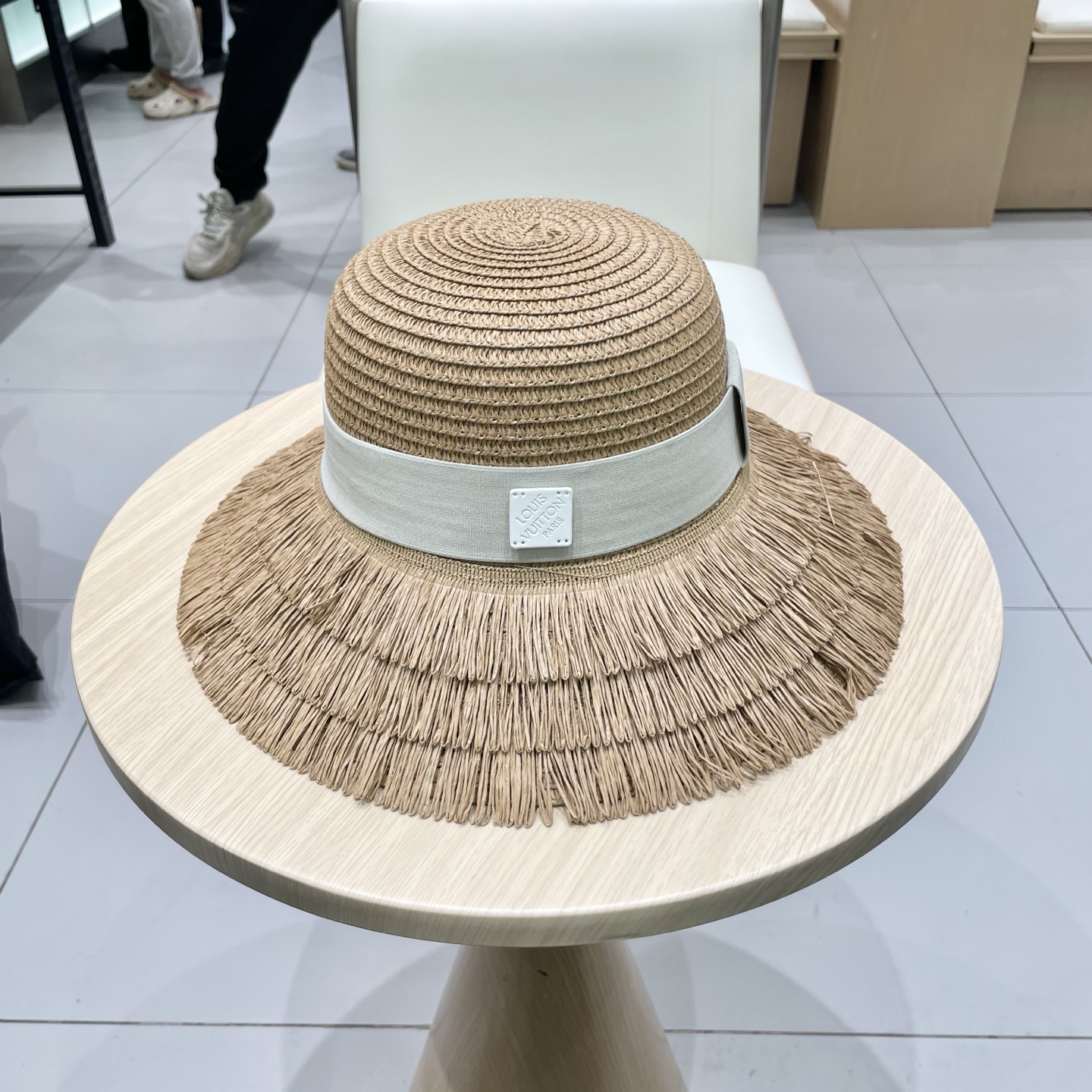  【LV路易威登】2025新款度假风草帽，旅行必备，超好搭配，赶紧入手！