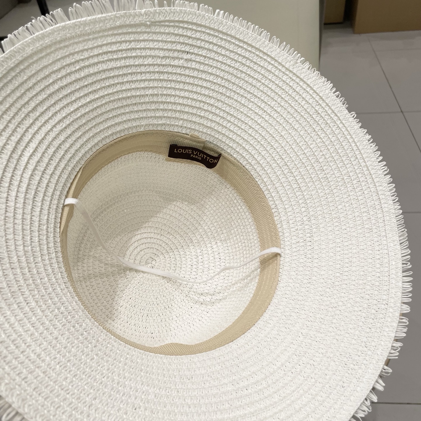  【LV路易威登】2025新款度假风草帽，旅行必备，超好搭配，赶紧入手！