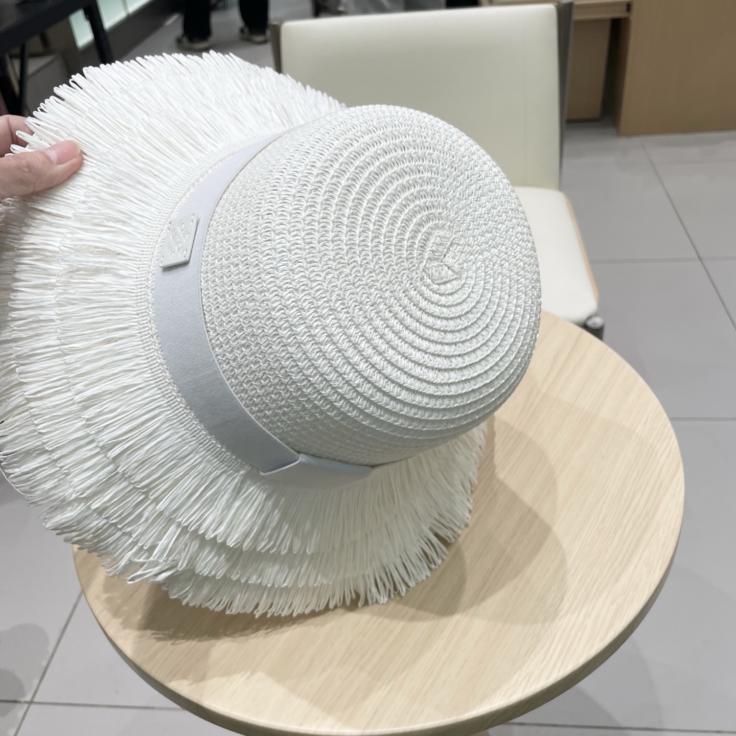  【LV路易威登】2025新款度假风草帽，旅行必备，超好搭配，赶紧入手！