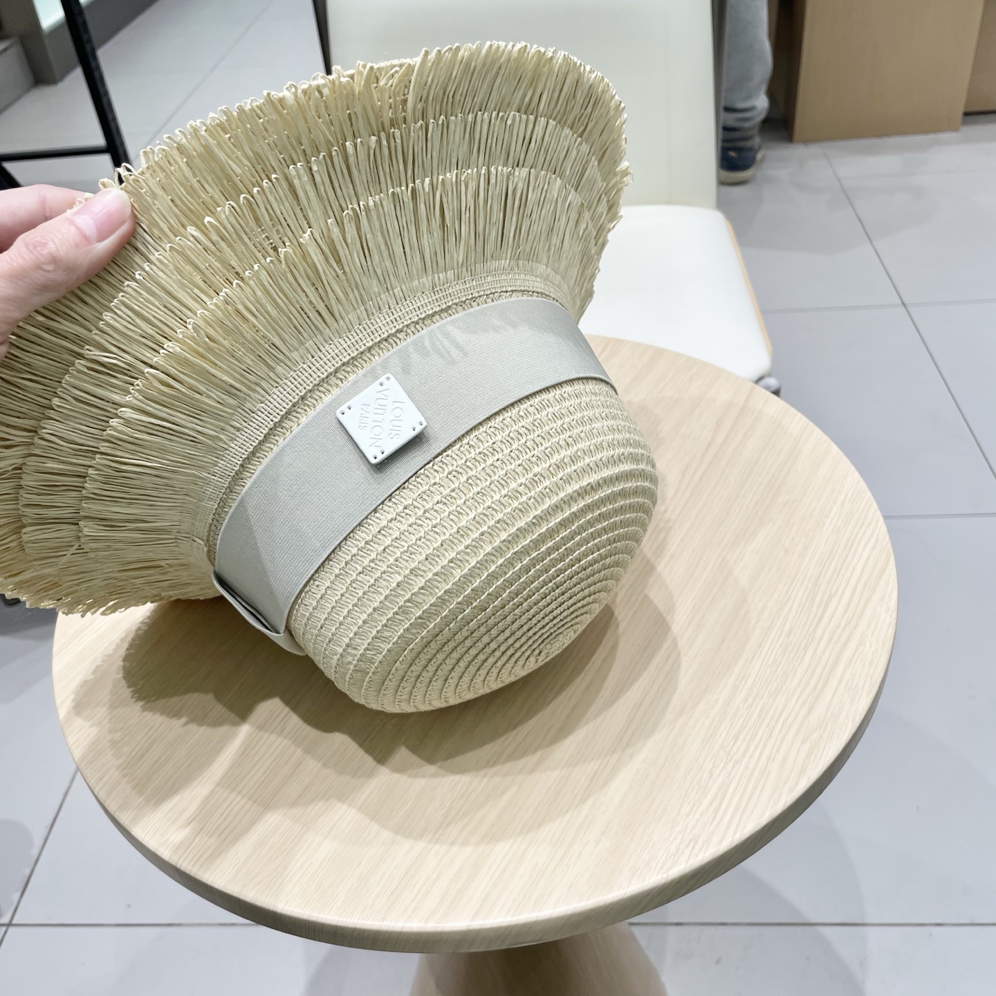  【LV路易威登】2025新款度假风草帽，旅行必备，超好搭配，赶紧入手！