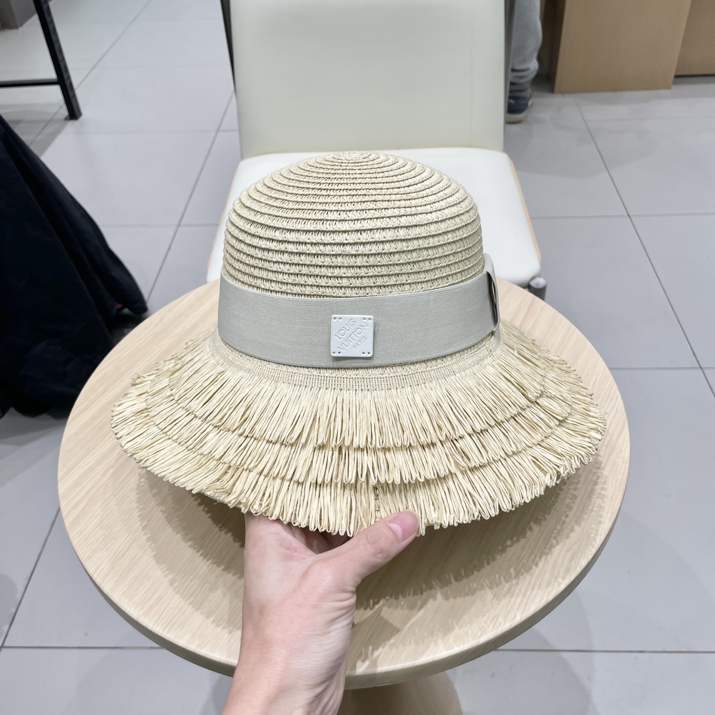  【LV路易威登】2025新款度假风草帽，旅行必备，超好搭配，赶紧入手！